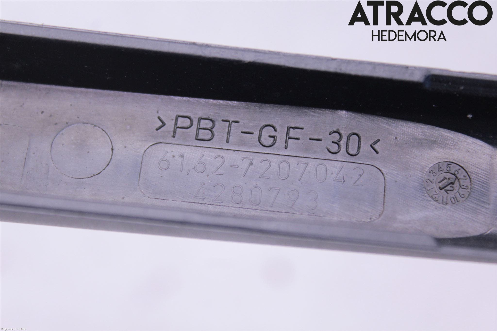 BMW 5 F10/F11/F18 09-17 Torkararm-Bakruta