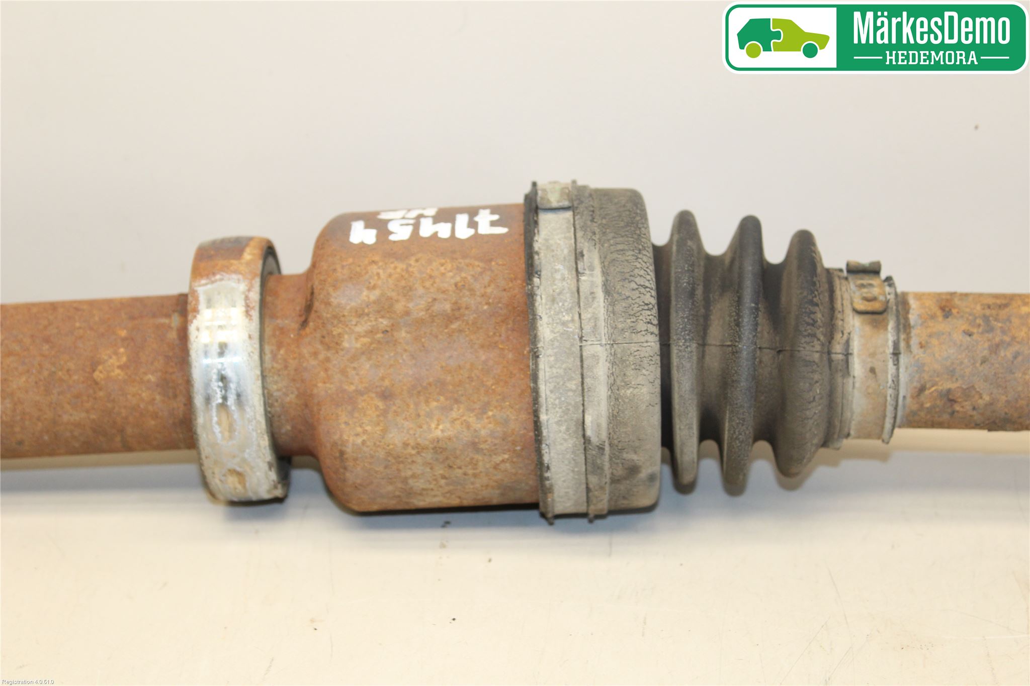 Ford FOCUS 08-11 Drivaxel Fram Höger