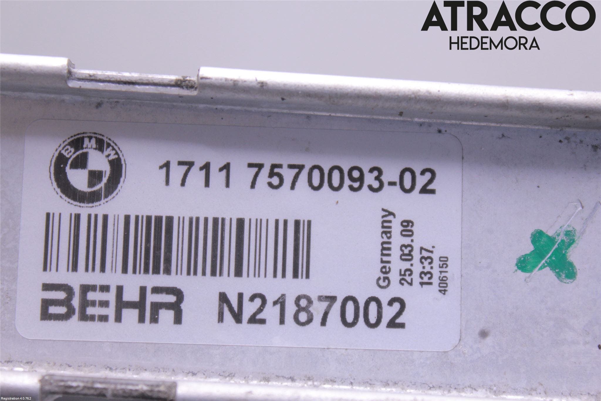 BMW 7 F01/02/03/04 09-15 Kylare Aut