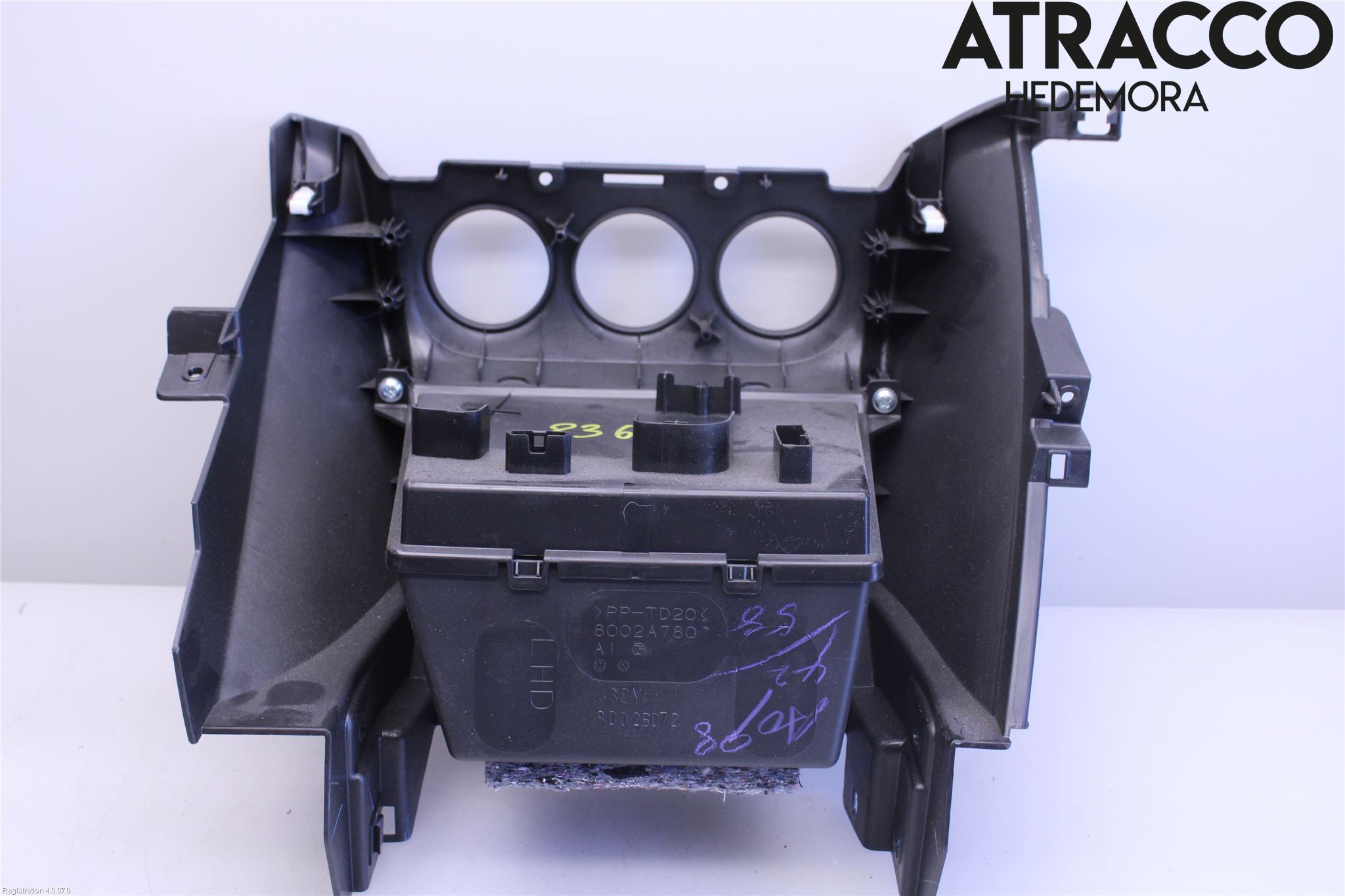 Mitsubishi ASX 10-22 Instrumentbräda Förvaringsfack