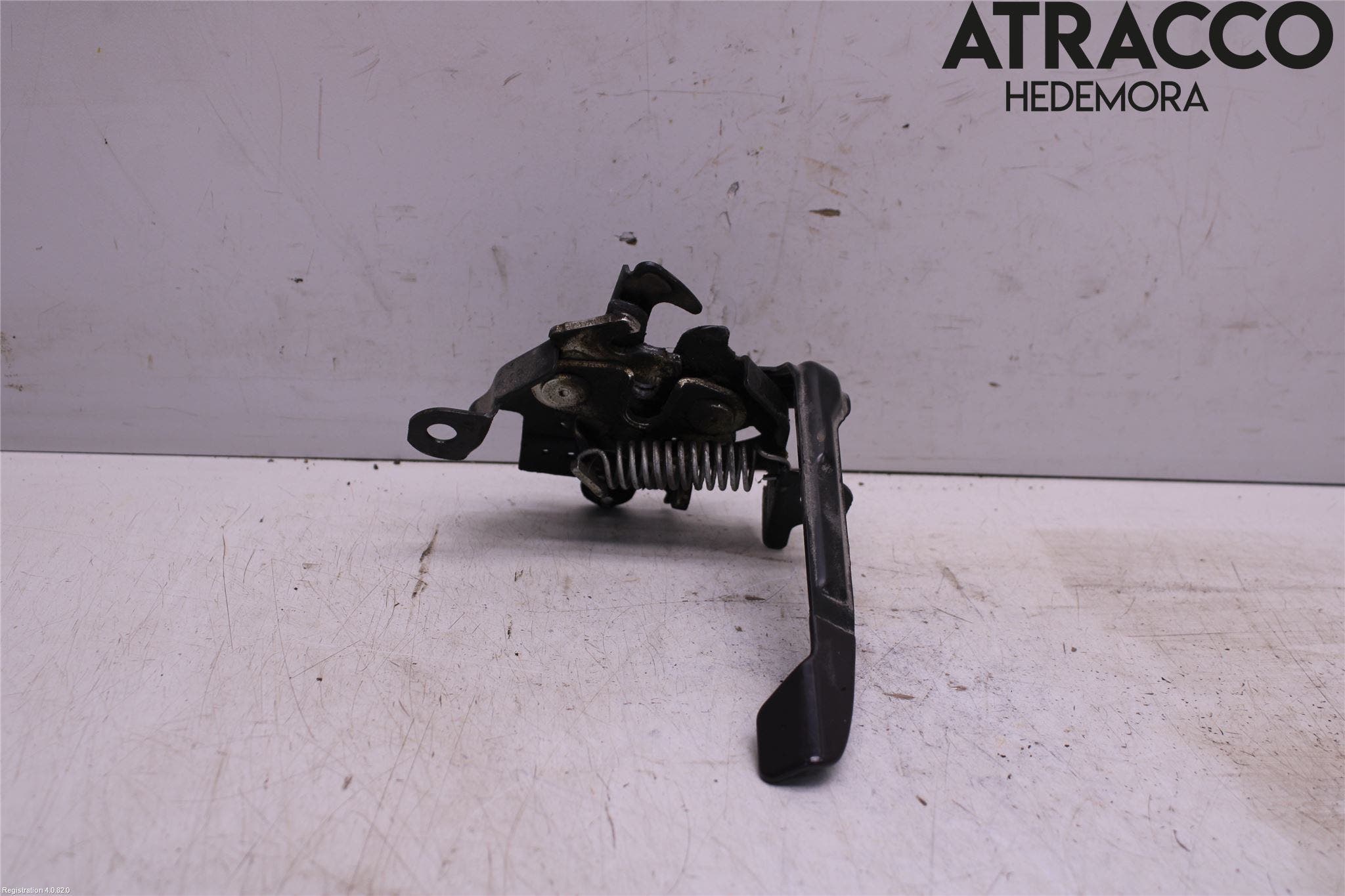 Toyota YARIS XP130 15-20 Huvlås