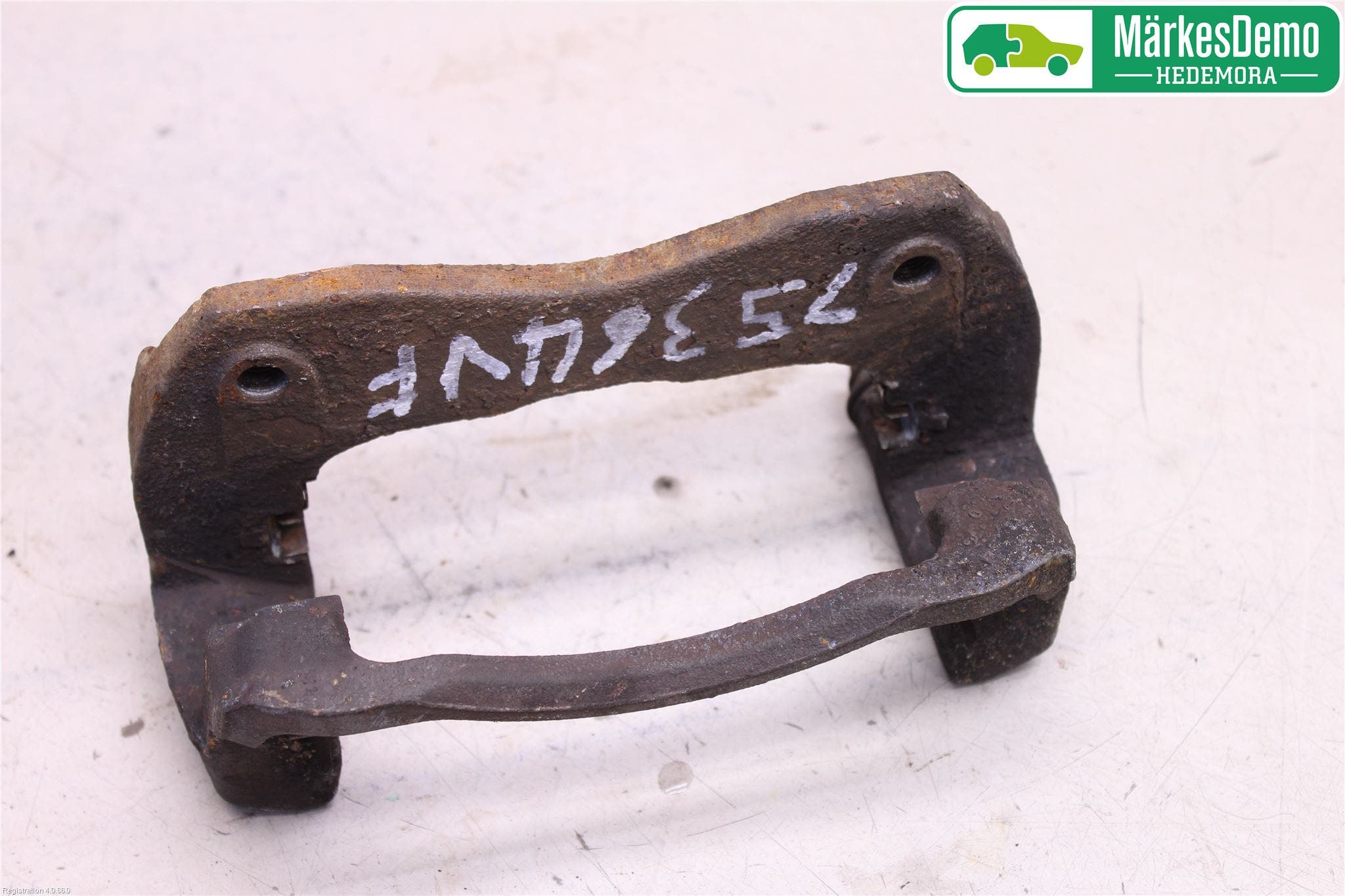 Toyota RAV 4 06-12 Bromsokshållare