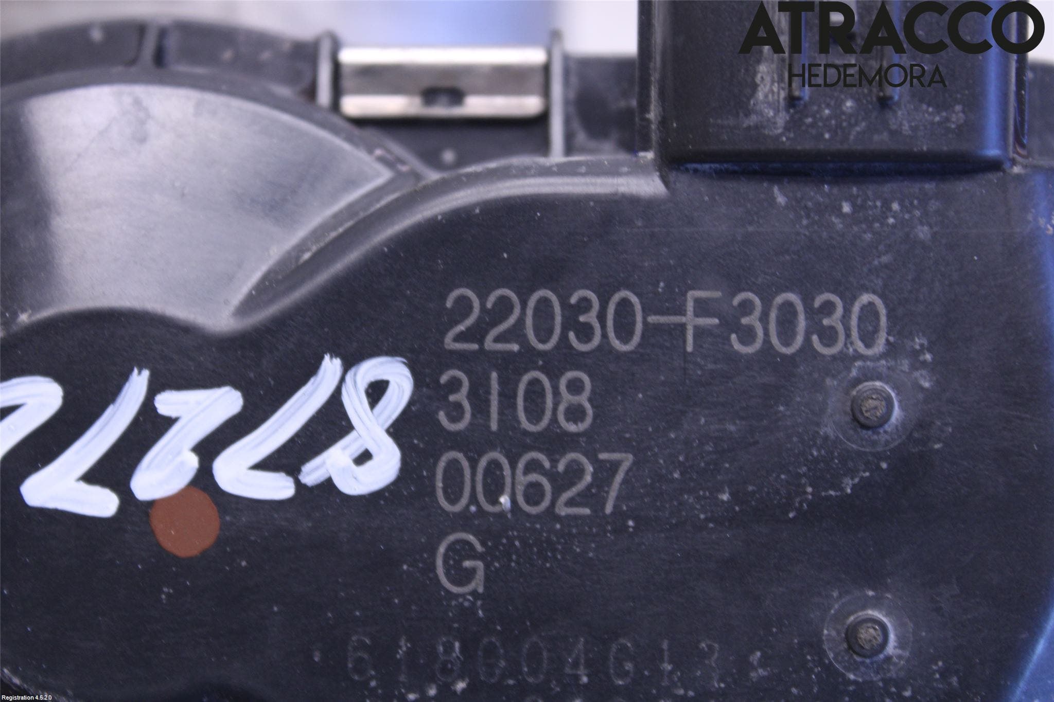 Toyota YARIS CROSS XP21 21- Injspjällhus