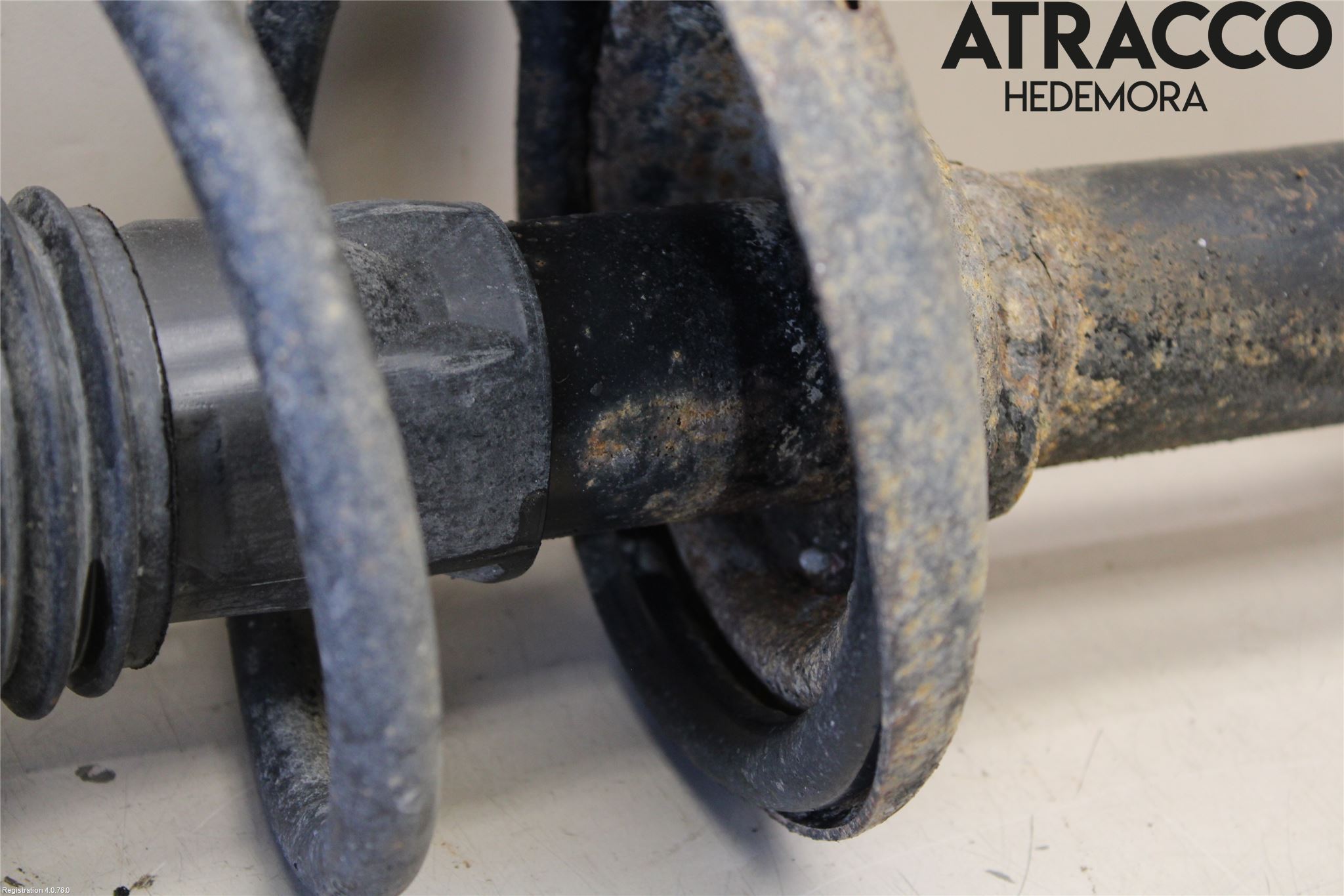 Subaru OUTBACK 10-15 Fjäderben Fram Höger