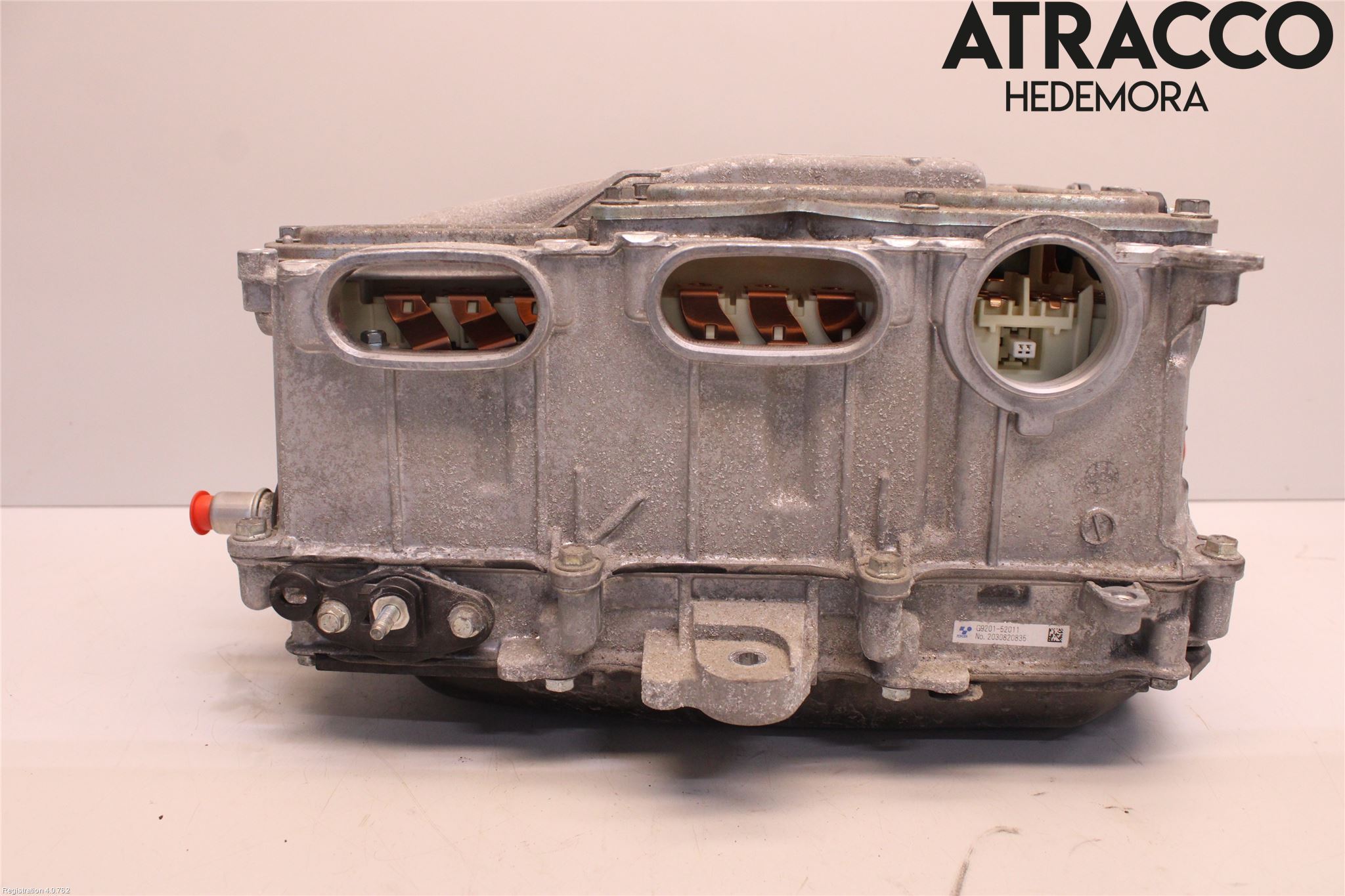 Toyota YARIS XP130 12-14 Hybridconverter