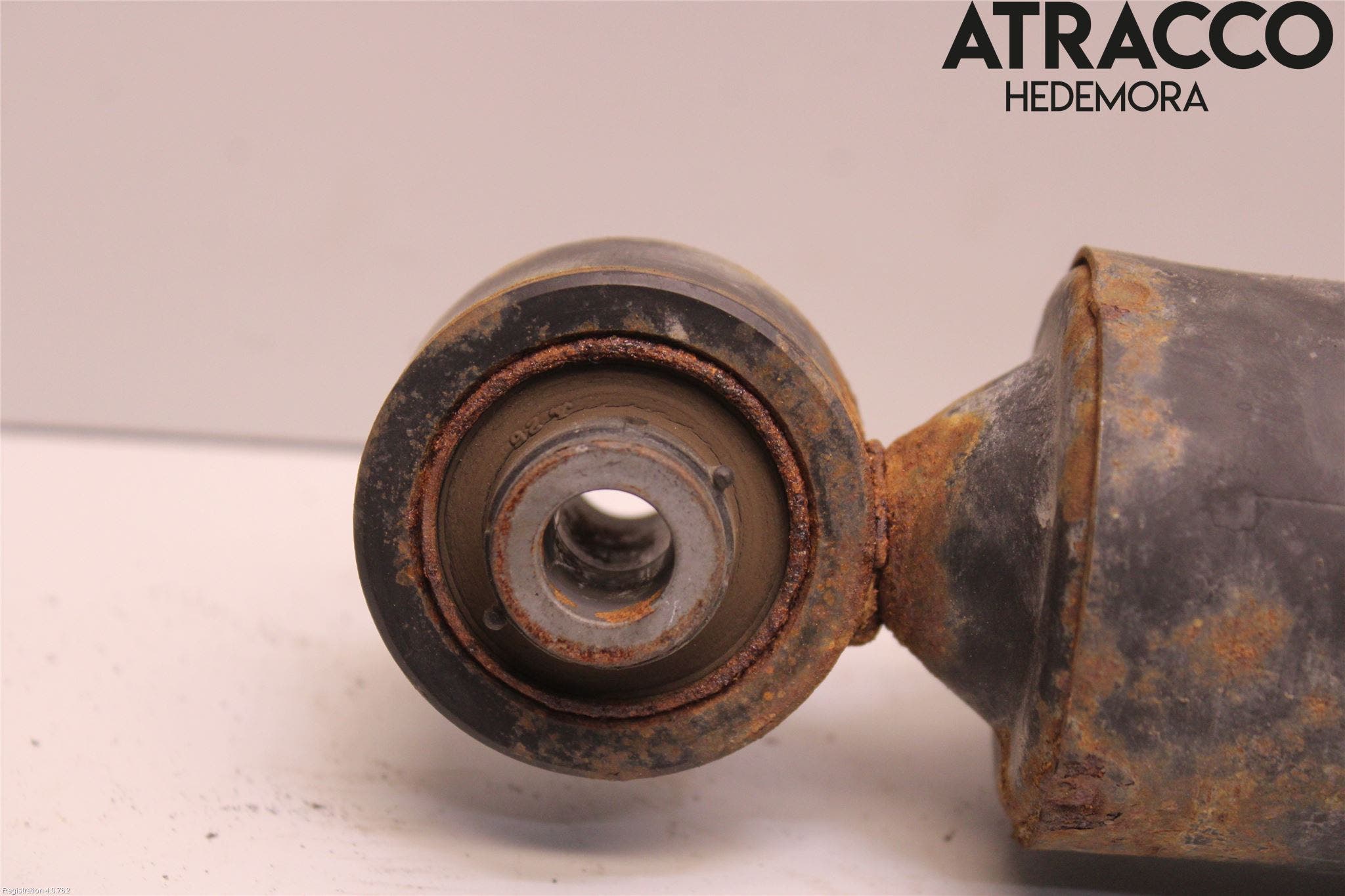 Lexus NX 300h 15-21 Stötdämpare Bak