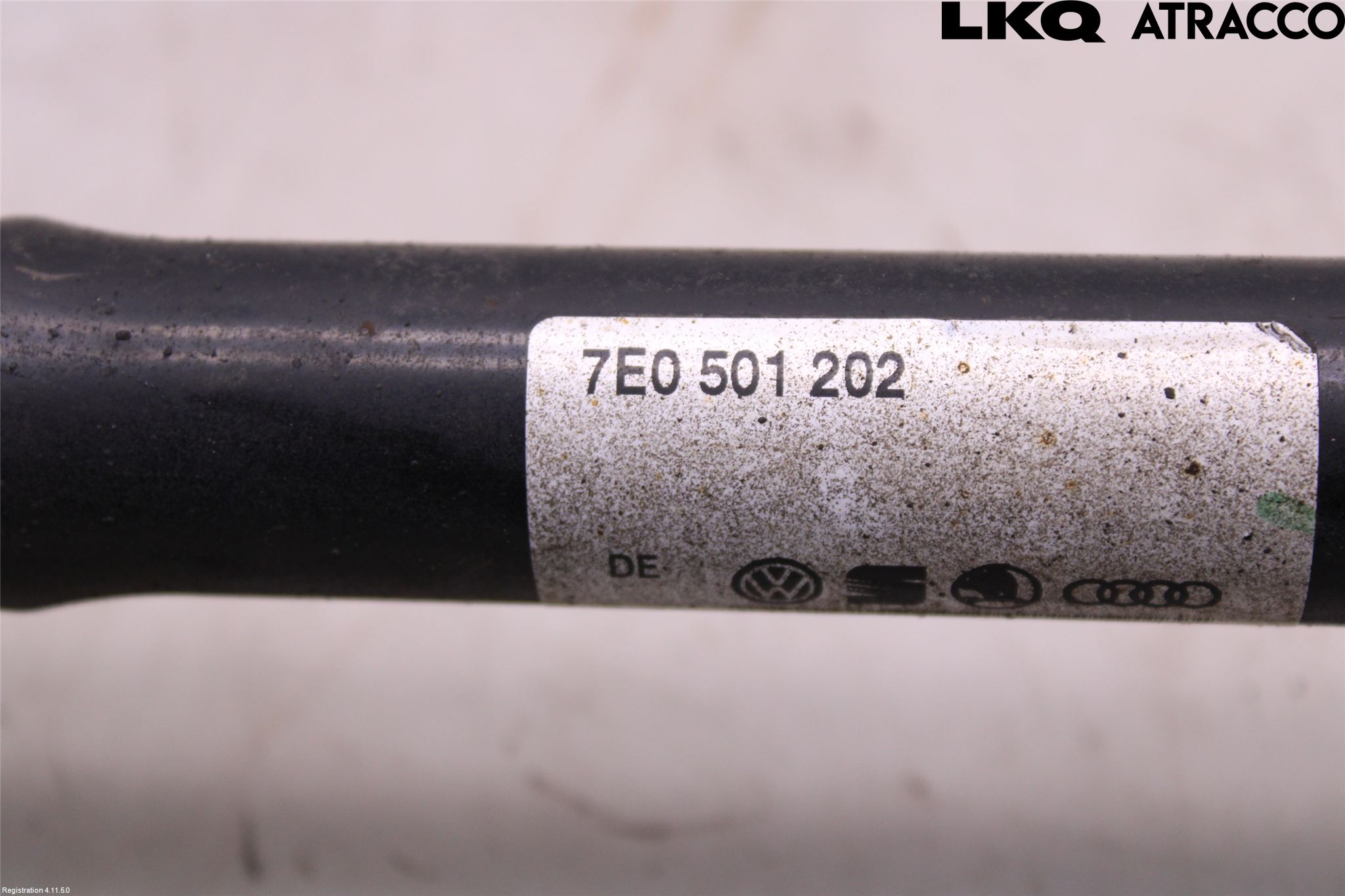 Volkswagen VW TRANSP/CARAVELLE (T6) 16-22 Drivaxel Bak Höger