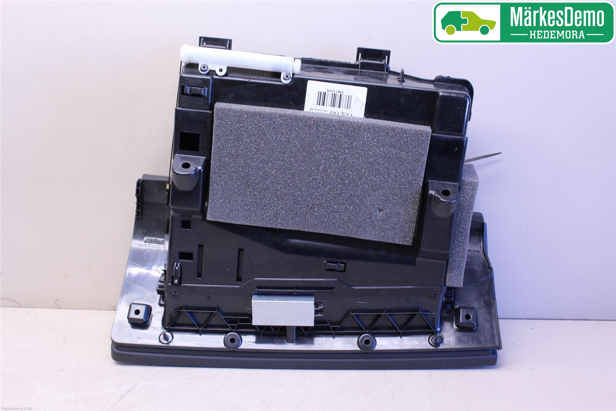 Volvo V70 14-16 Handskfack