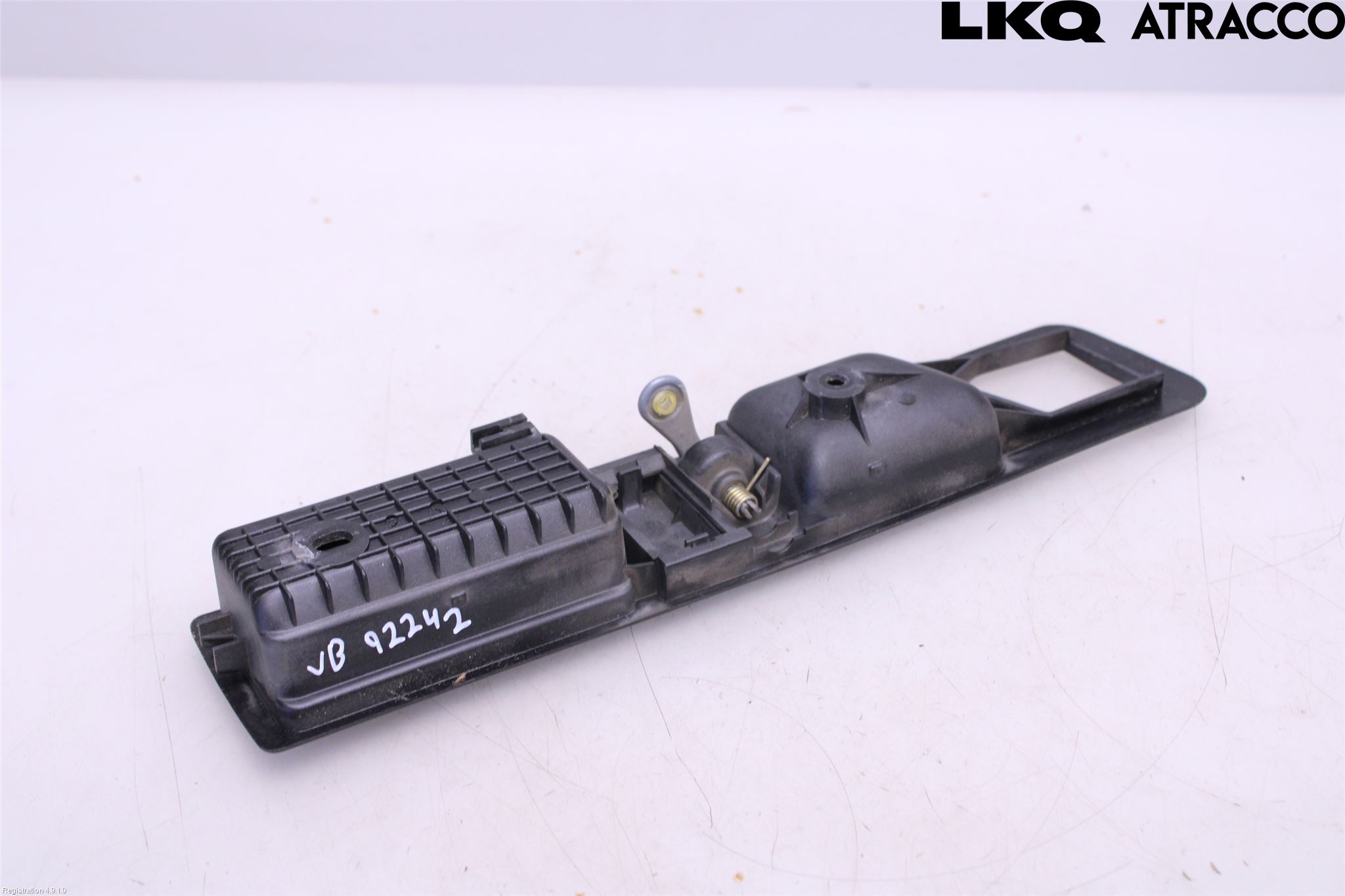 BMW 5 E34      88-96 Dörrhandtag Inre Vä