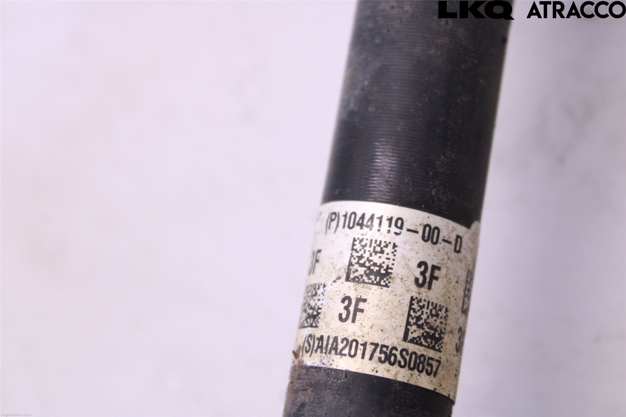 Tesla MODEL 3 17- Drivaxel Fram Vänster