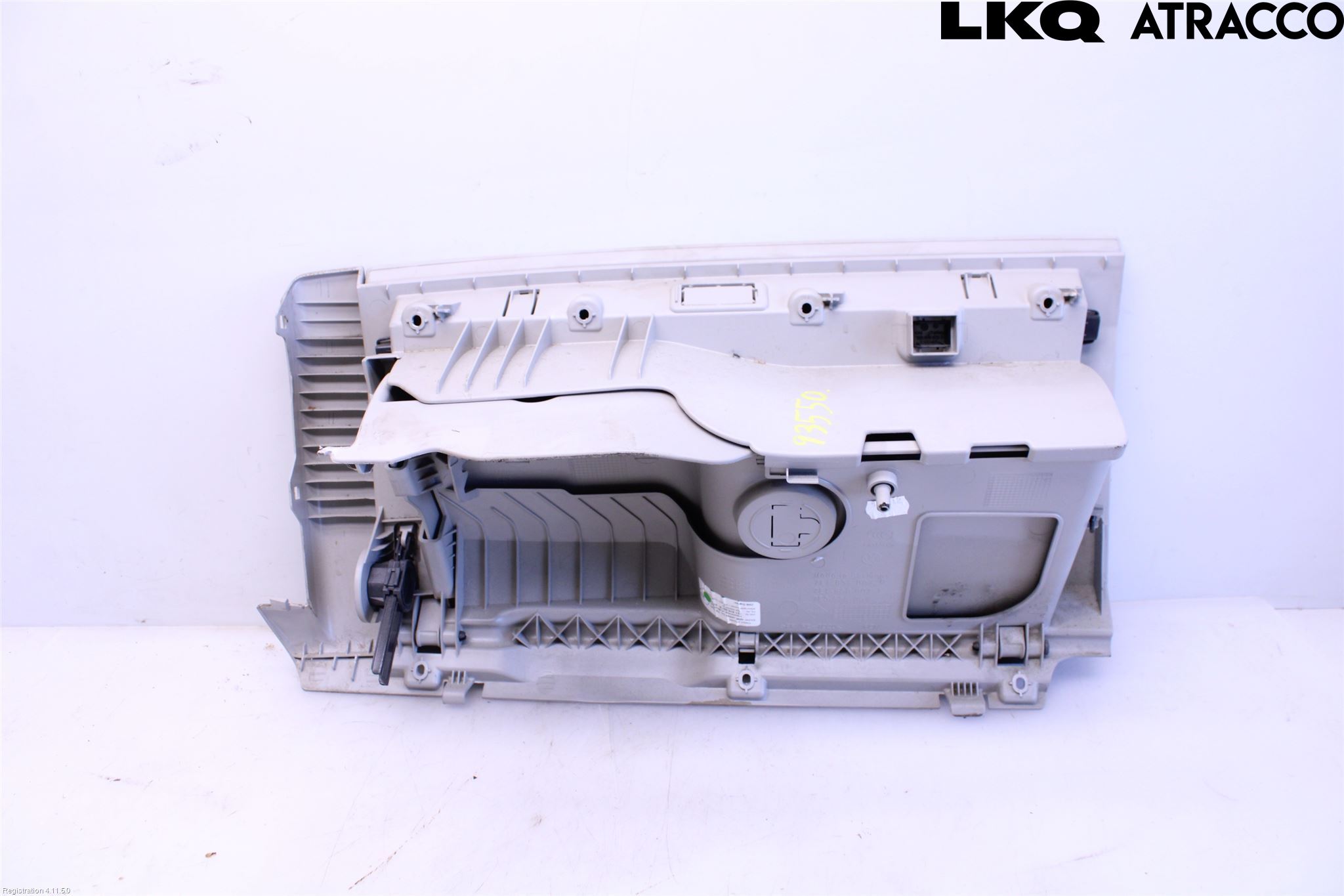 Volkswagen VW TRANSP/CARAVELLE (T6) 16-22 Handskfack