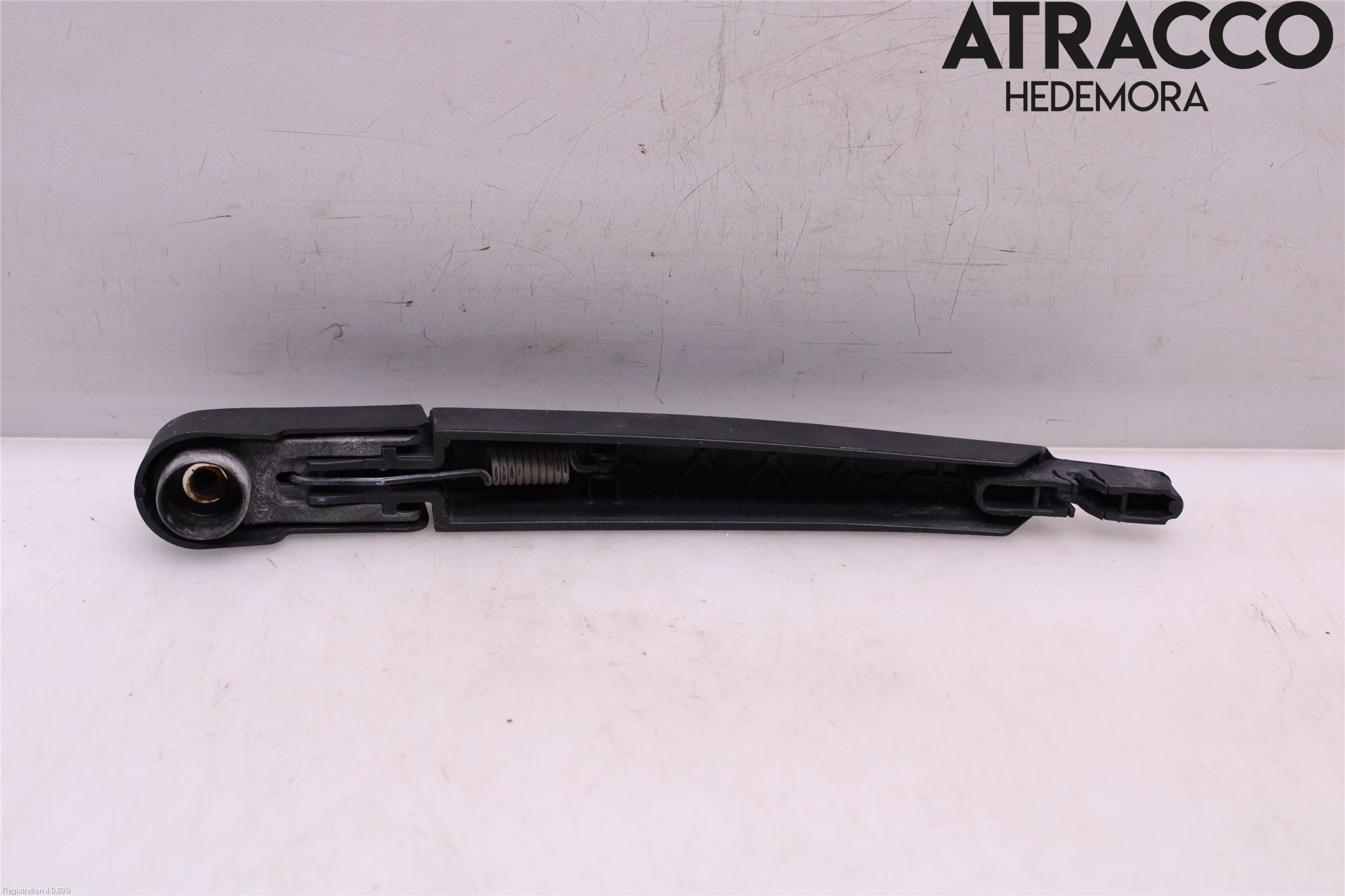 Fiat 500X 15- Torkararm-Bakruta