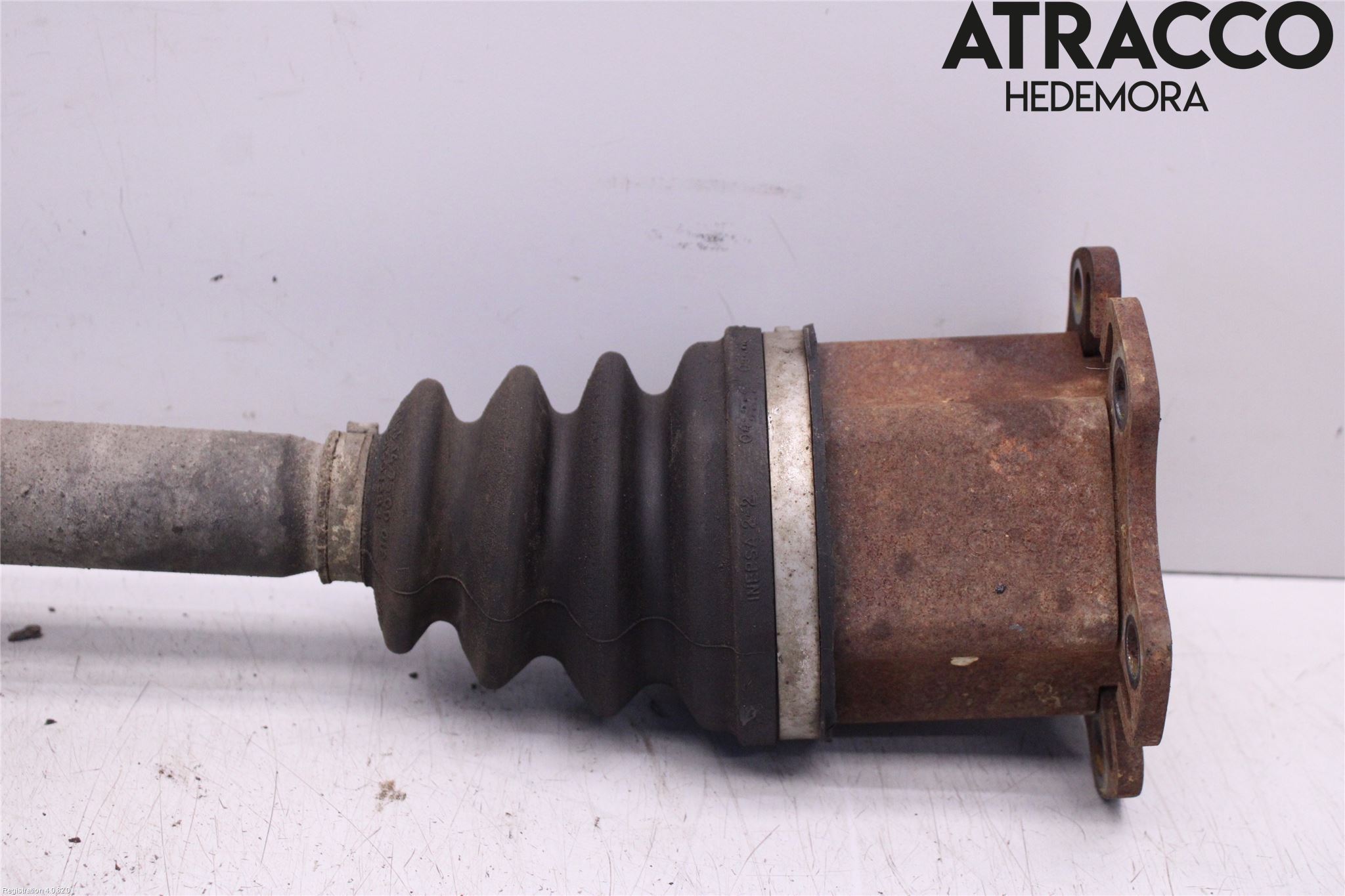 Audi A8/S8 4E  02-09 Drivaxel Fram Vänster