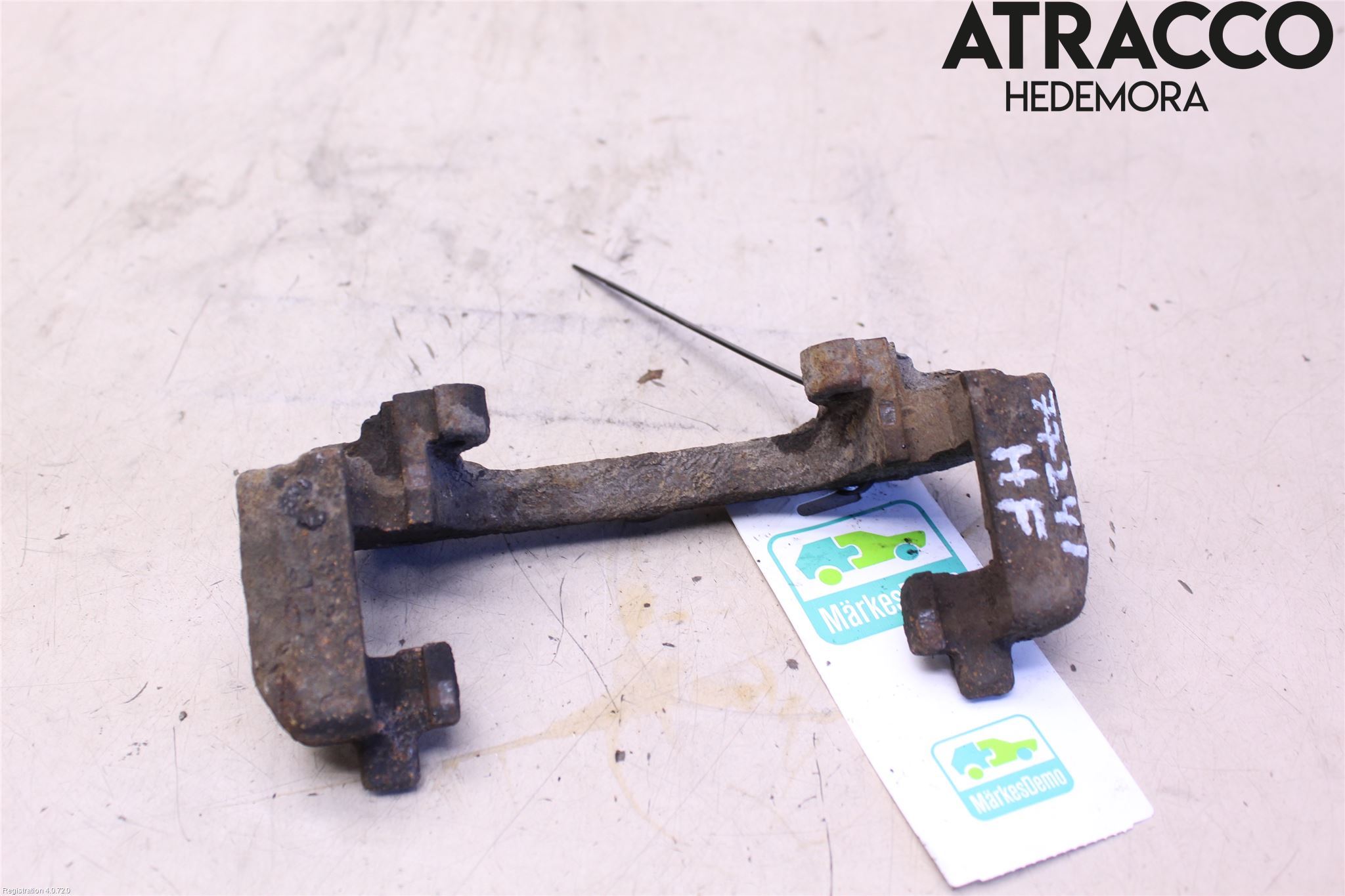 Volvo V70 05-08 Bromsokshållare