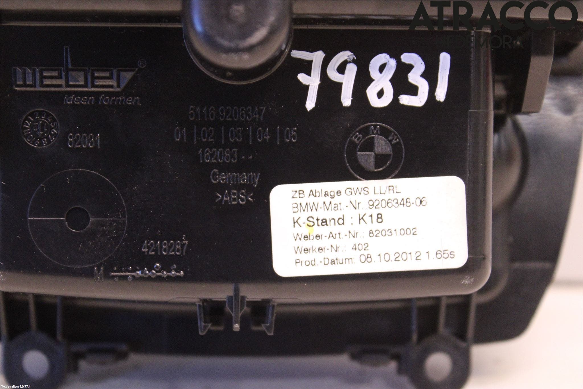 BMW 5 F10/F11/F18 09-17 Instrumentbräda Förvaringsfack