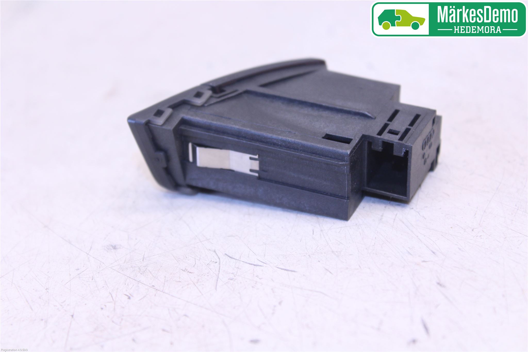 Audi A4/S4 08-11 Strömställare Varnings