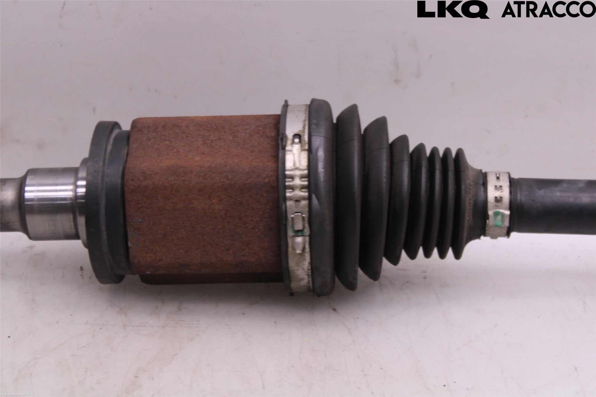 BMW X4 F26 14-18 Drivaxel Fram Höger