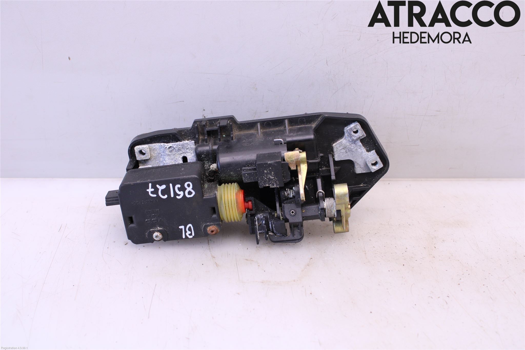 Mercedes-Benz MB E-KLASS (W211) 02-09 Bakluckehandtag