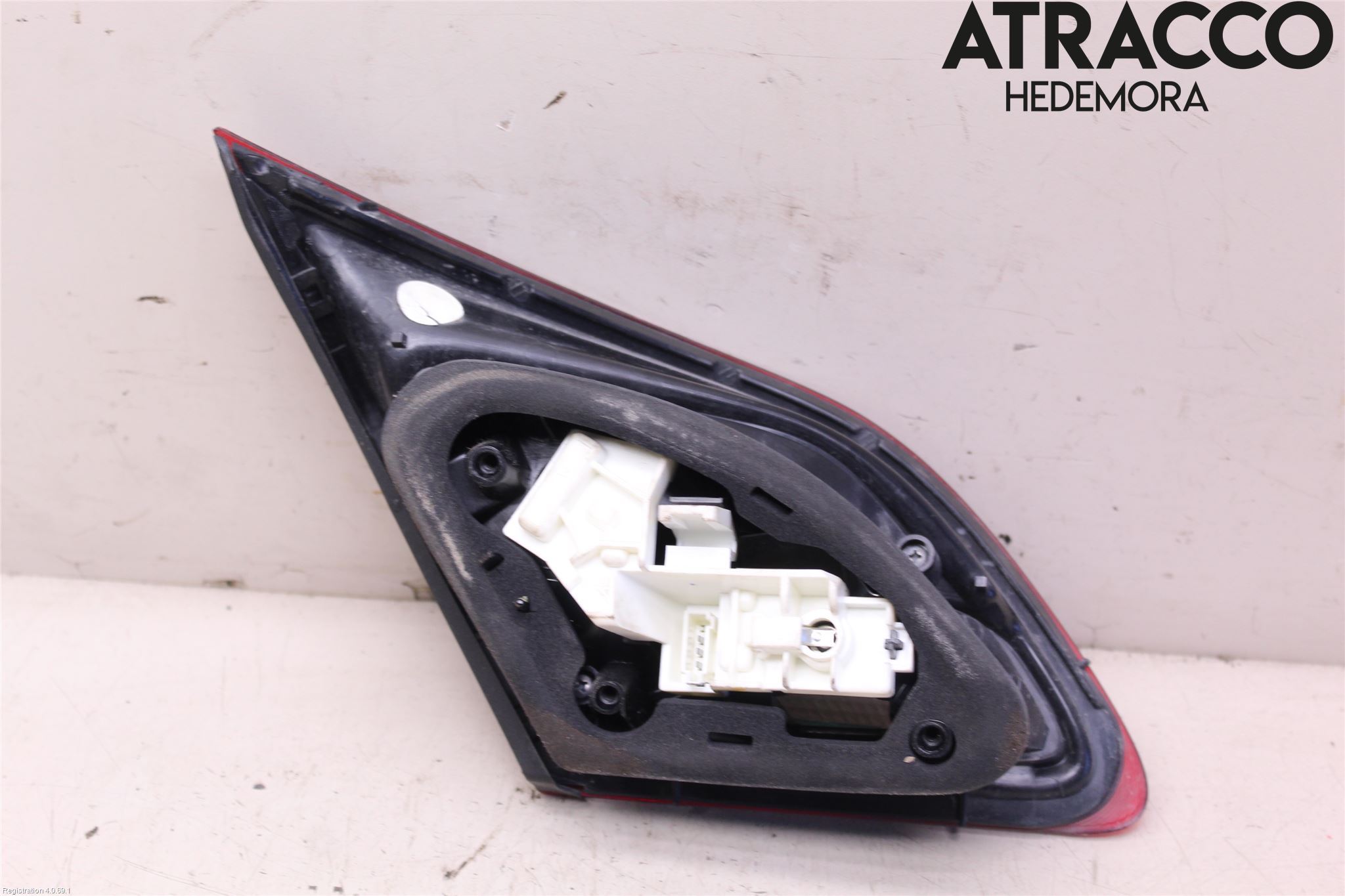 Opel ASTRA J 10-15 Bakljus Lucka Hö