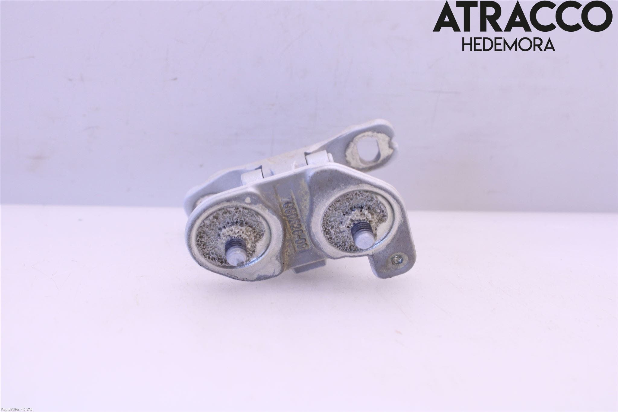 BMW X1 E84 10-15 Bakluckegångjärn Hö