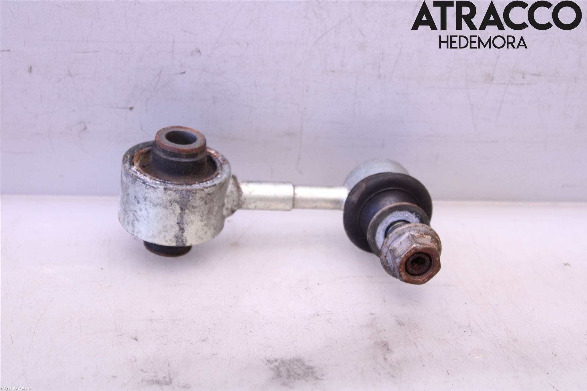 Toyota RAV4 19- Bärarm Bak Höger