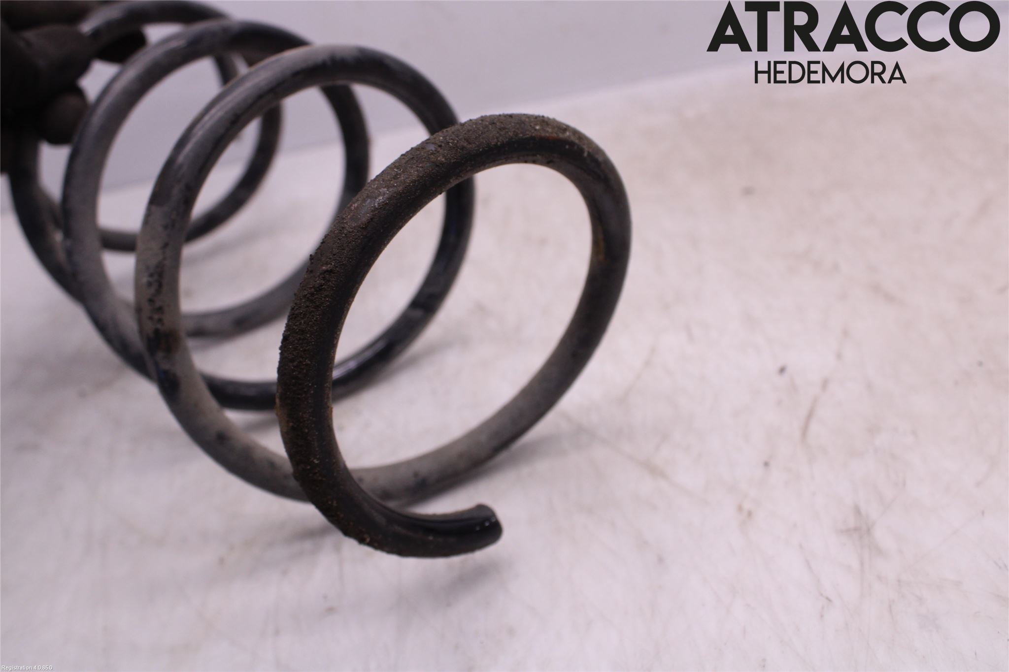 Nissan PULSAR Fjäder Fram