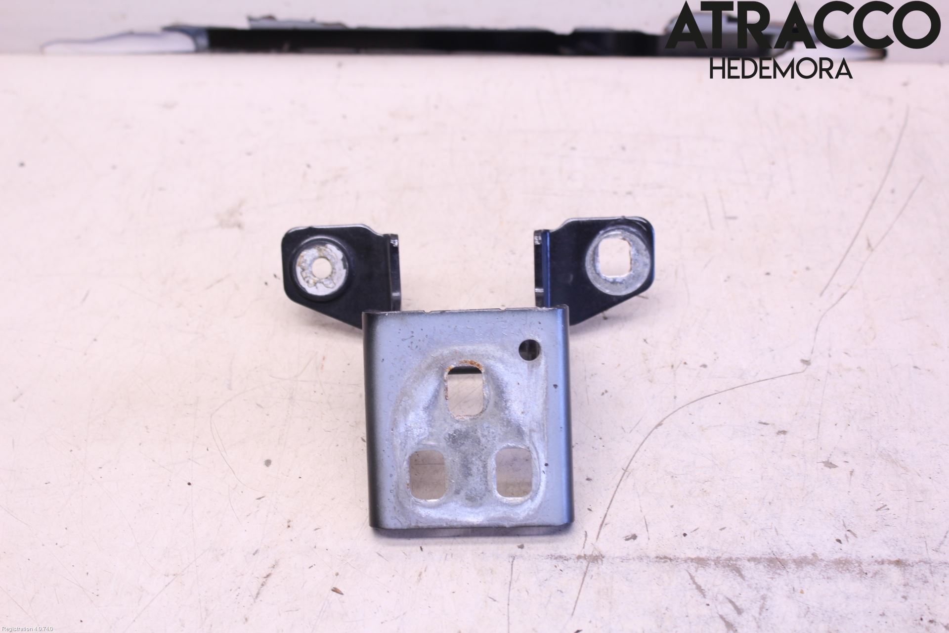 Dodge PICK UP RAM 81- Dörrgångjärn