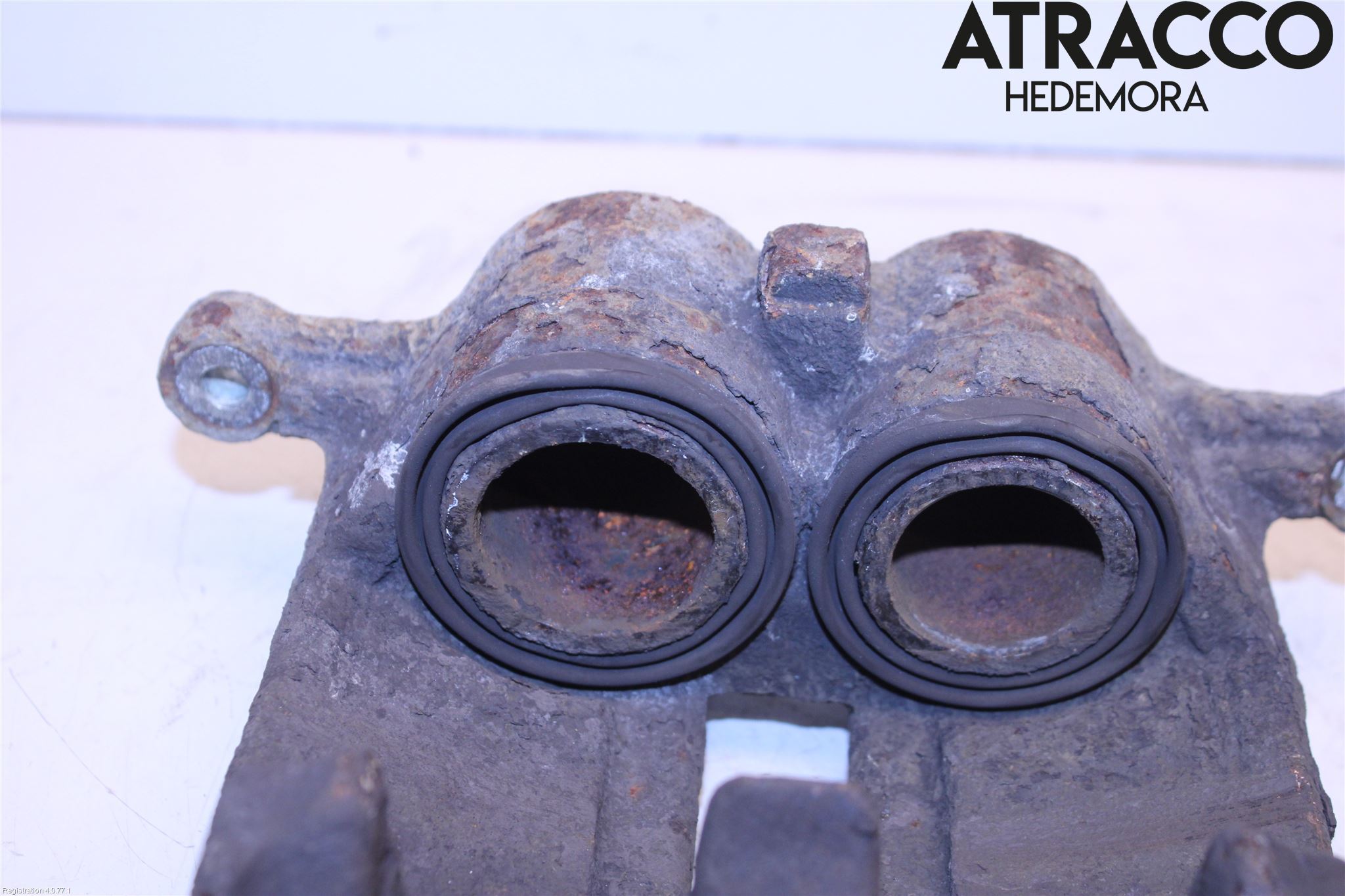 Renault TRAFIC   02-14 Bromsok Fram Höger