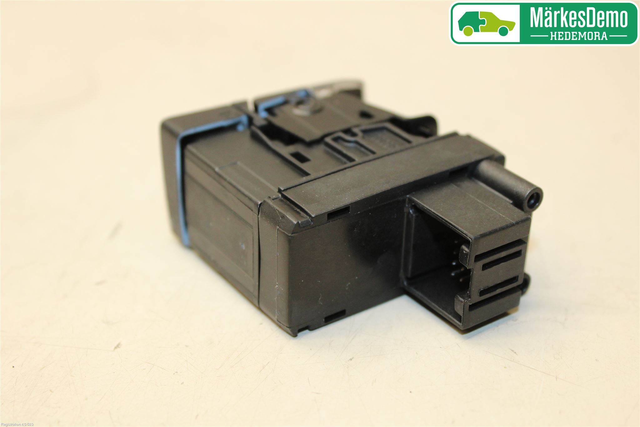 Audi A4 12-15 Strömställare Parkeringsbroms