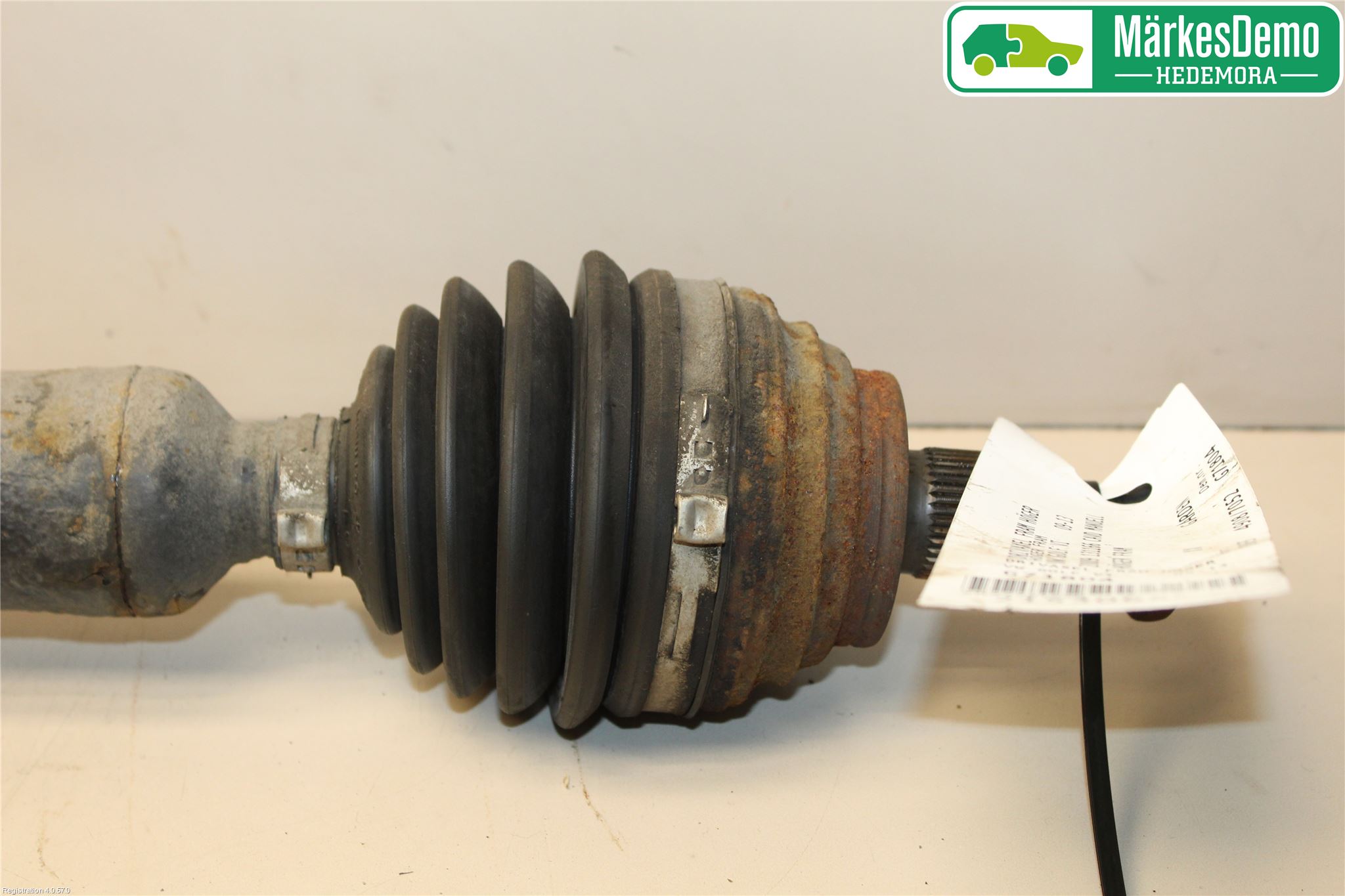 Volkswagen VW GOLF VI 09-13 Drivaxel Fram Höger