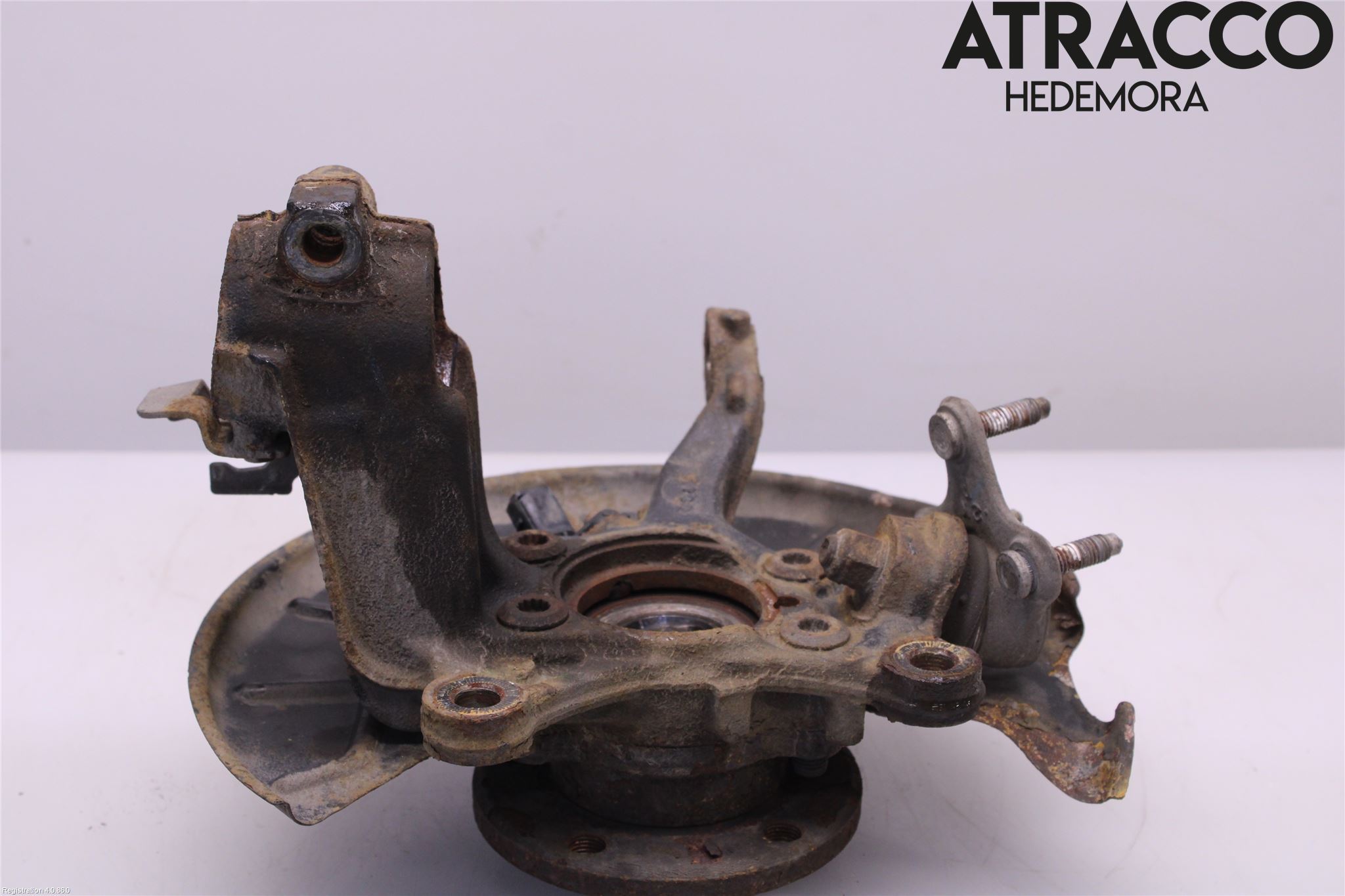 Audi Q3 8U 12-18 Styrspindel Lagerhus Hö