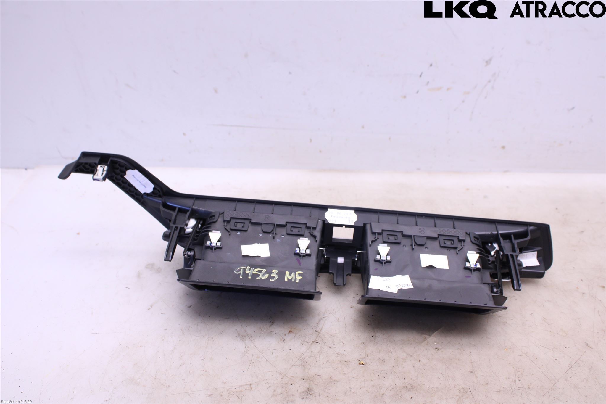 Citroen C4 GRAND PICASSO 14-18 Defrosterkanal-Munstycke
