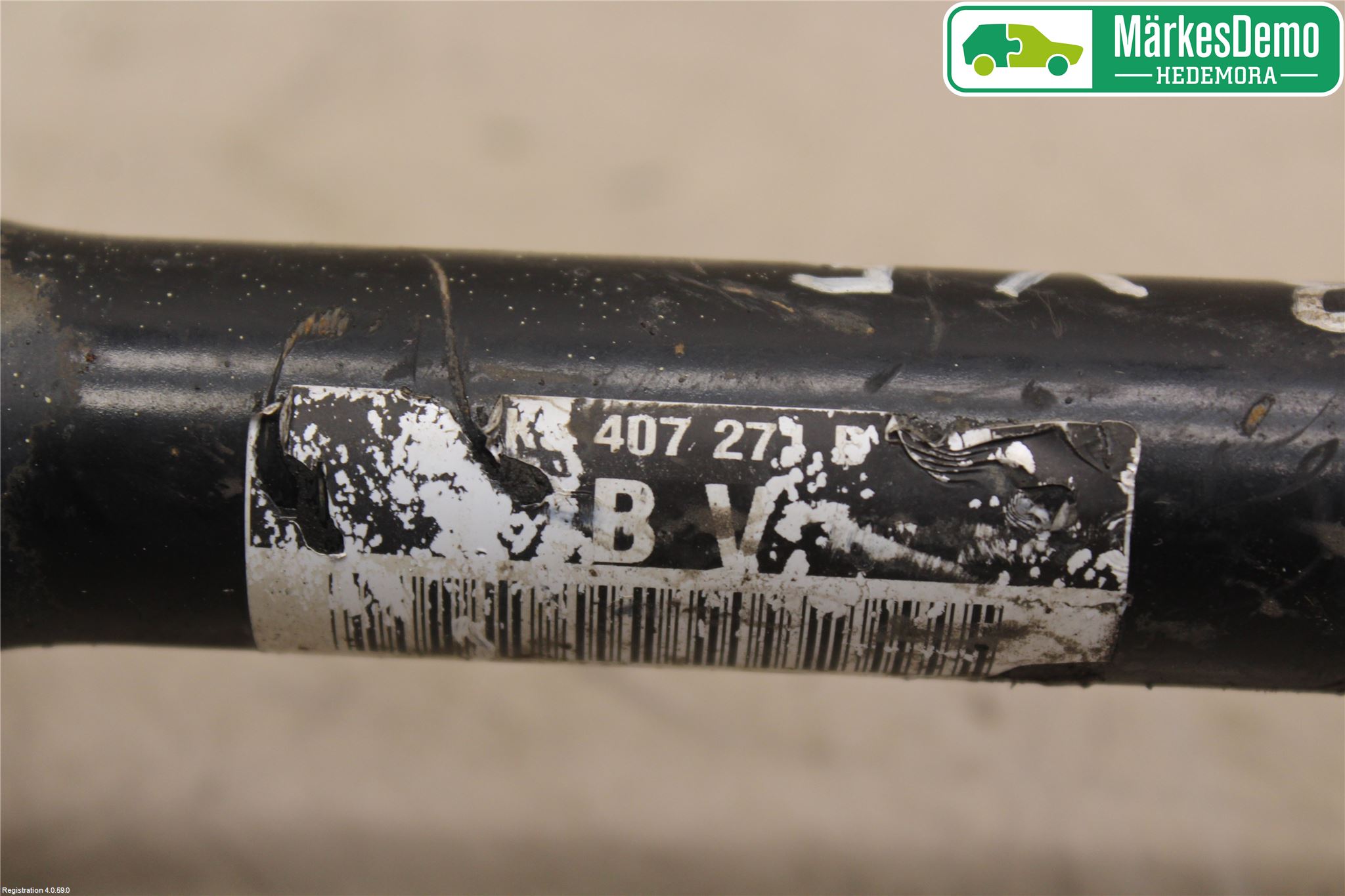 Volkswagen VW CADDY 11-15 Drivaxel Fram Vänster