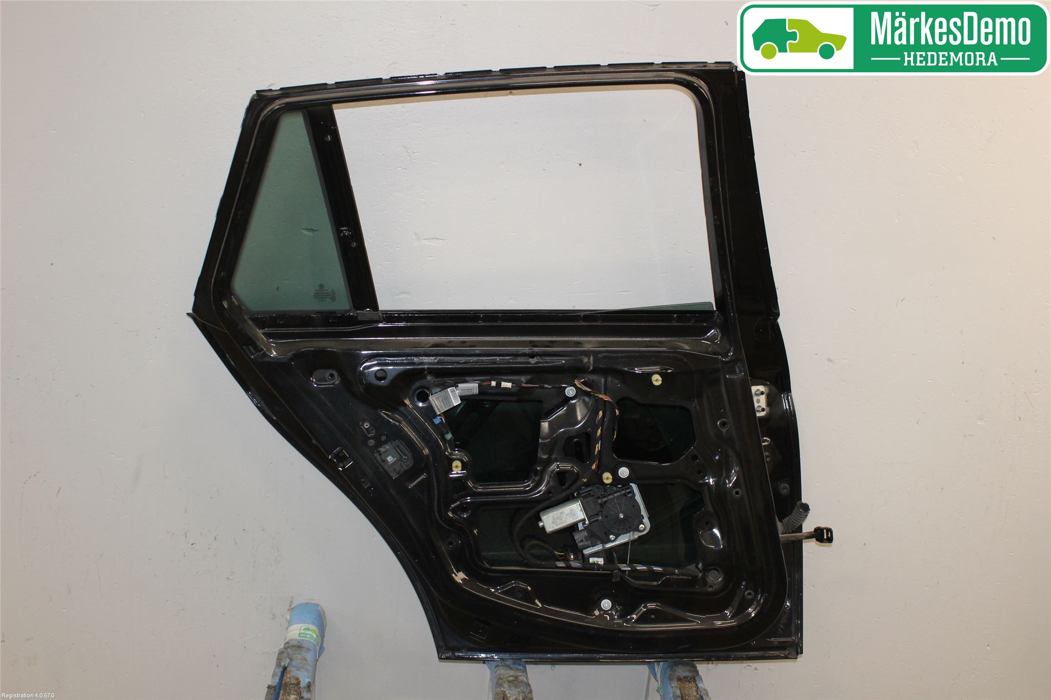 BMW 3 E90/91 SED/TOU 05-12 Dörr Bak Vänster