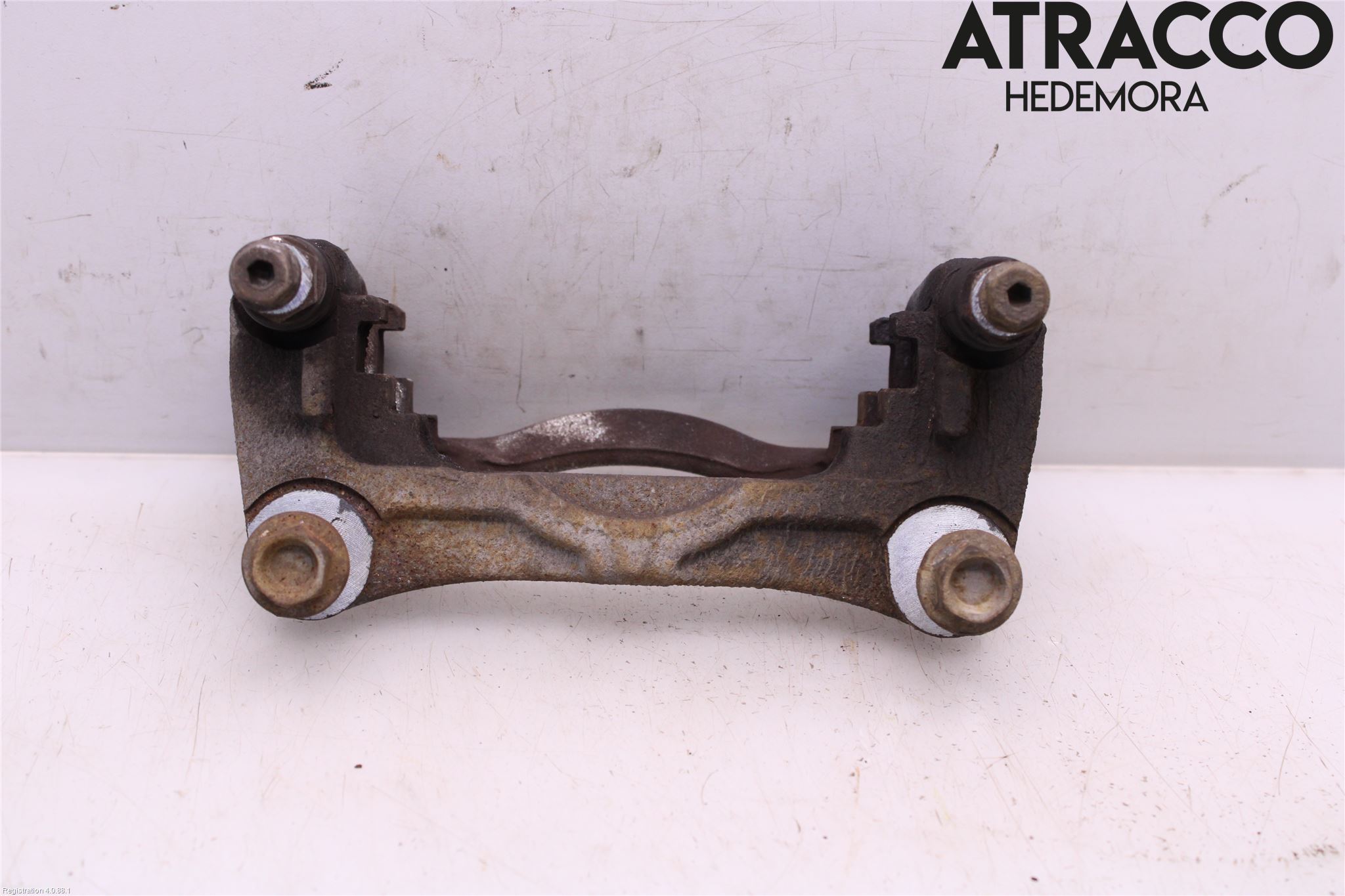 Mazda 3 IV 19- Bromsokshållare