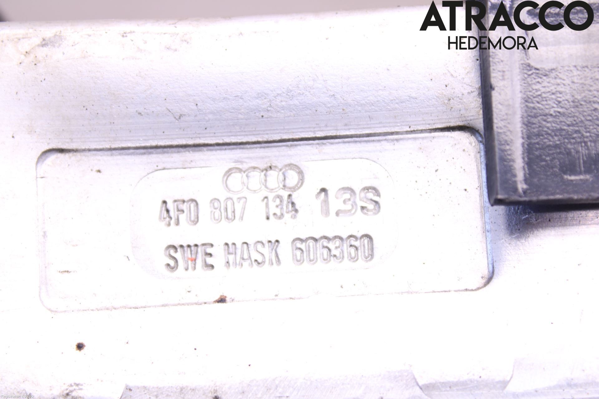 Audi A6/S6     05-11 Stötfångarbärjärn Fram