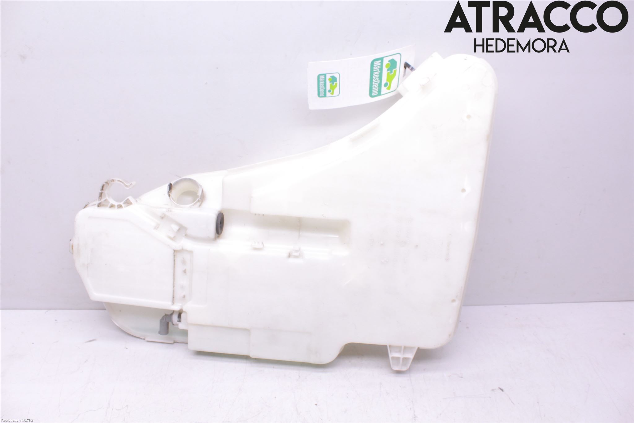 BMW 5 F10/F11/F18 09-17 Spolartank Vindruta-Strål