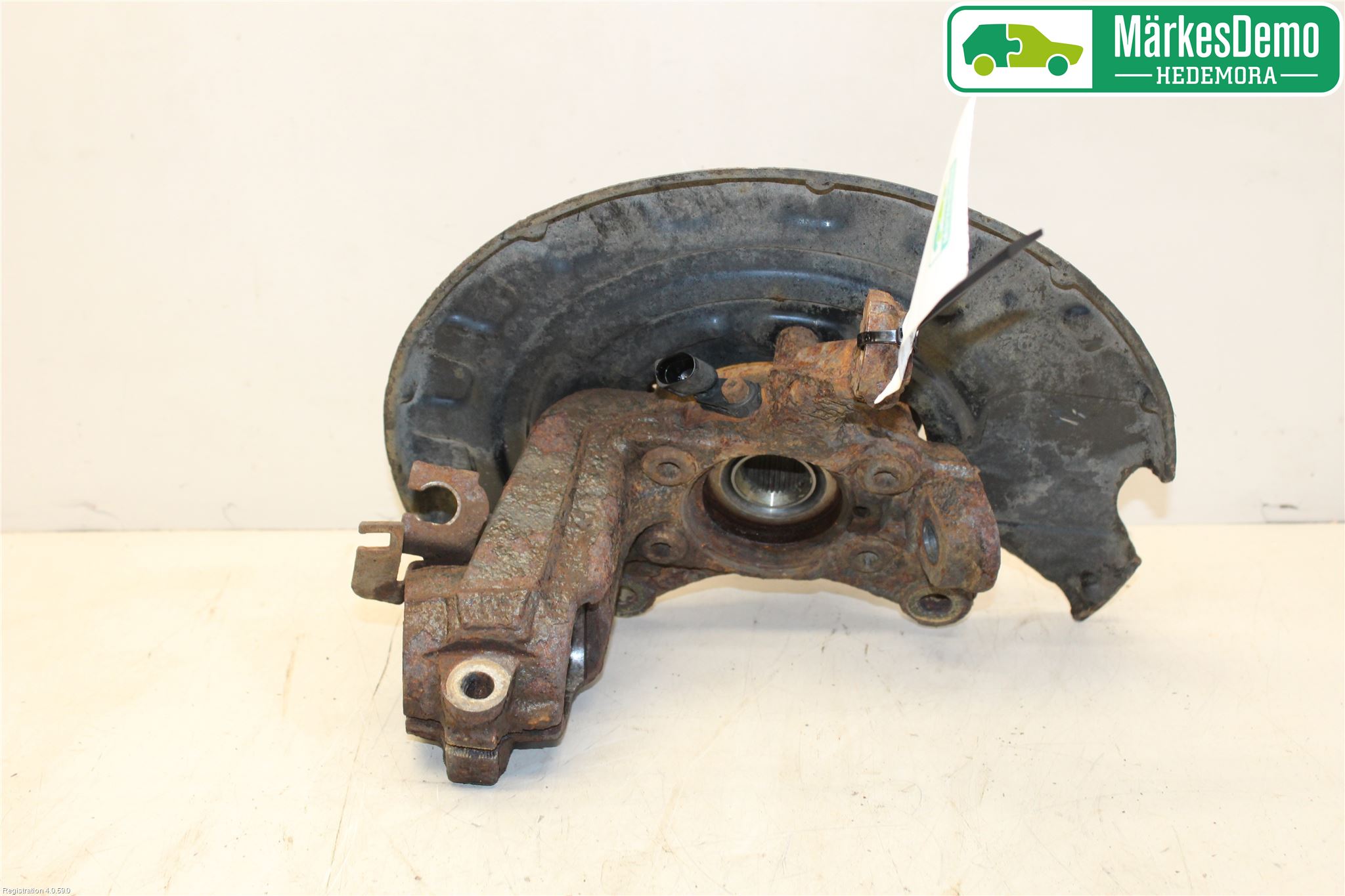 Volkswagen VW GOLF VI 09-13 Styrspindel Lagerhus Hö