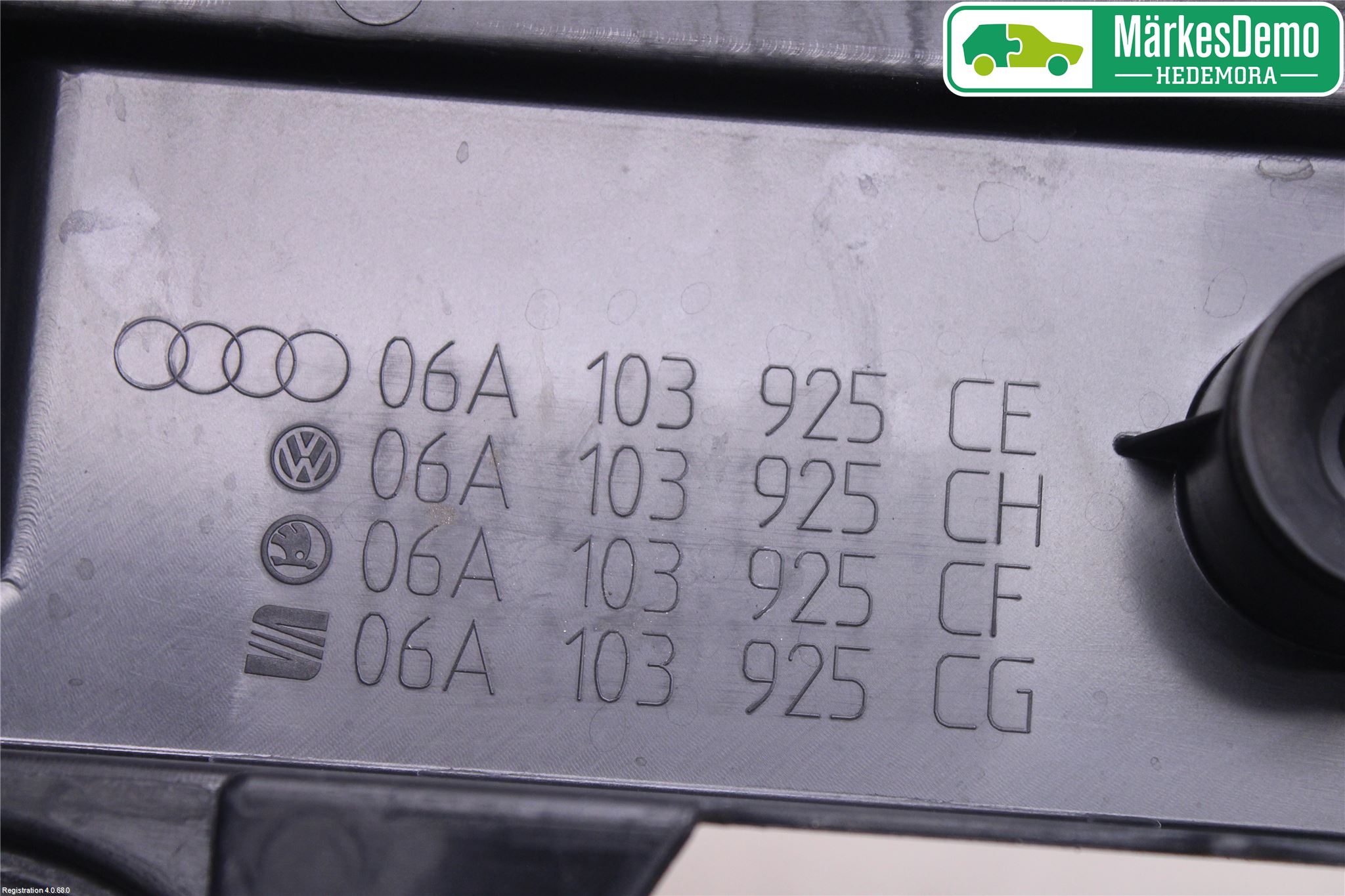 Volkswagen VW GOLF VI 09-13 Motorkåpa