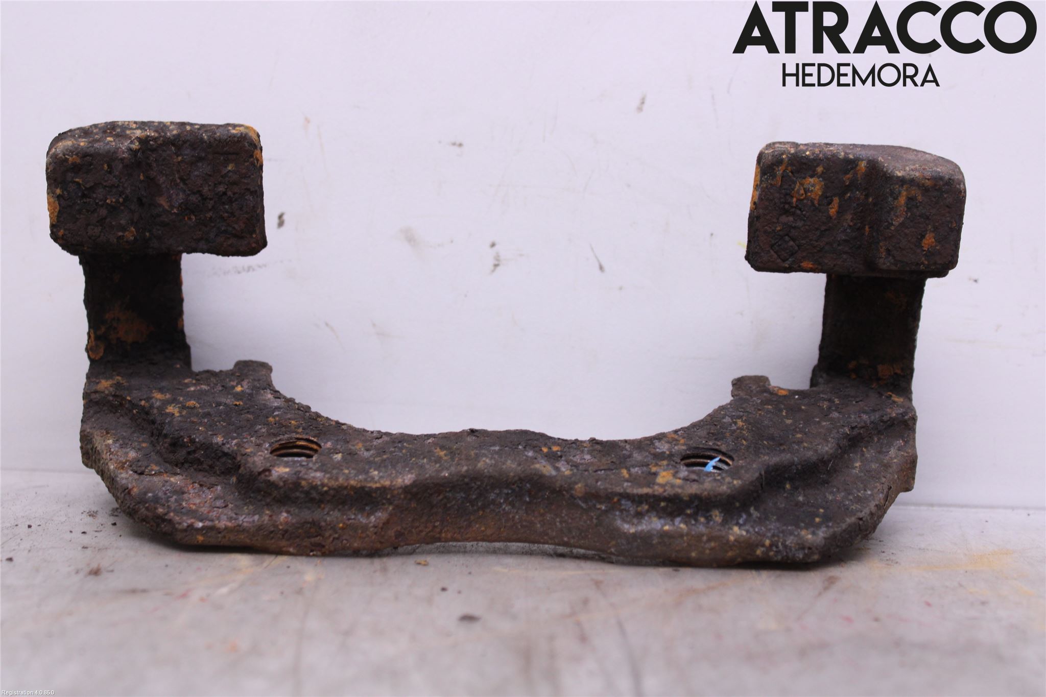 Ford C-MAX II  11-14 Bromsokshållare