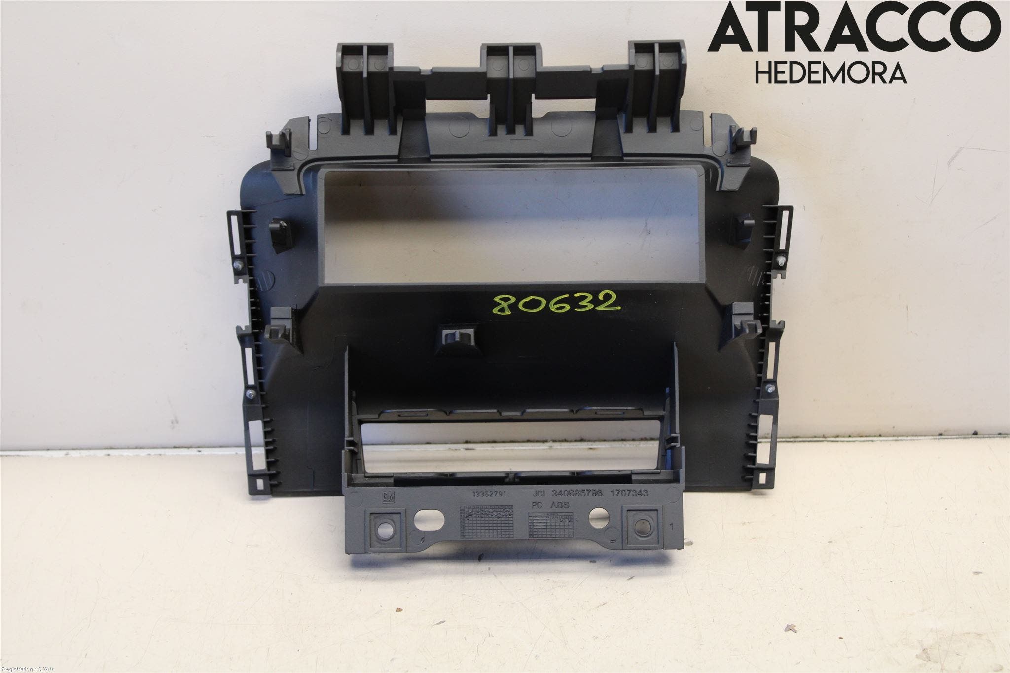 Opel ASTRA J 10-15 Instrument-Radio Sarg