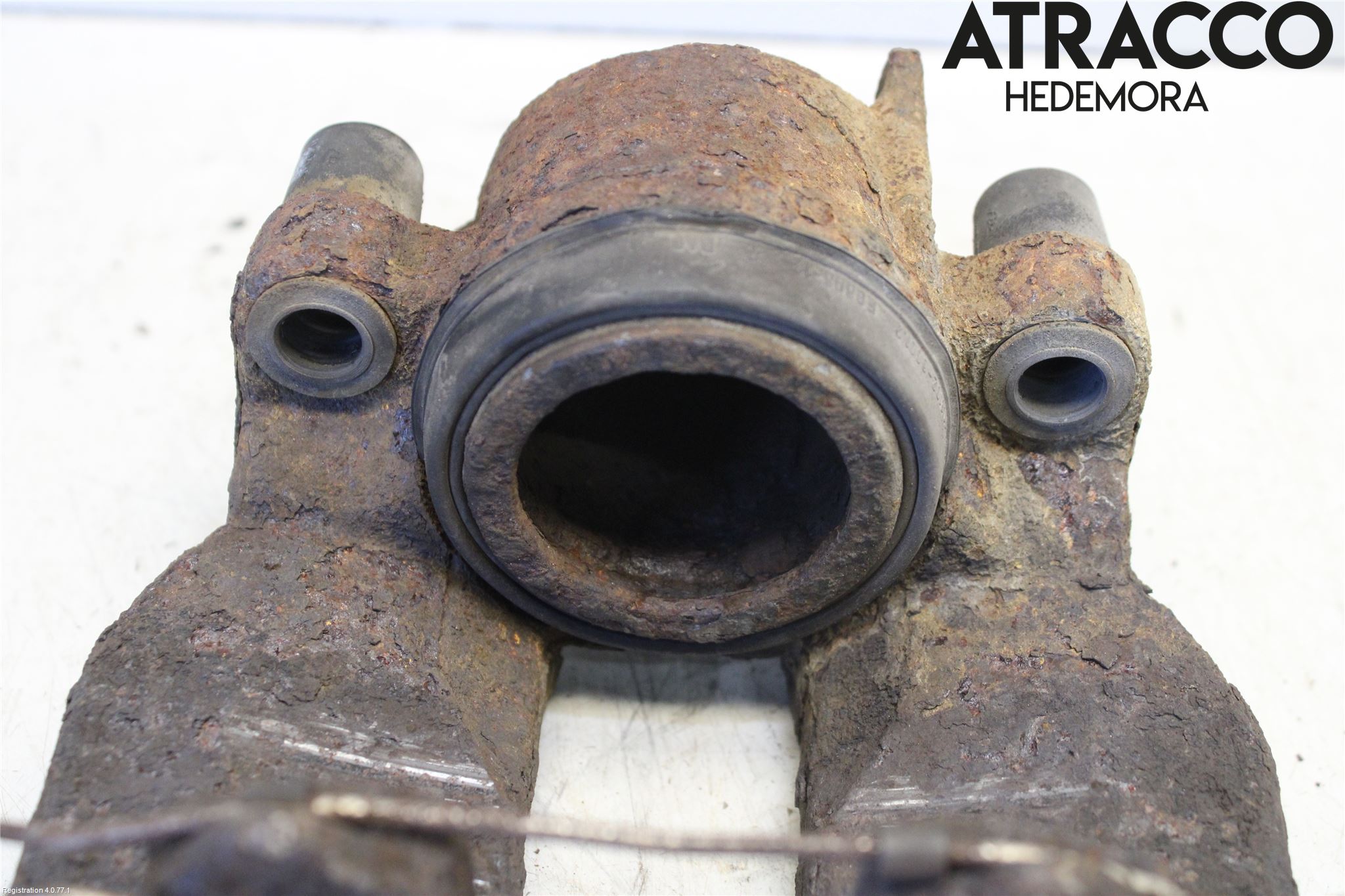 Volvo XC70 05-07 Bromsok Fram Vänster