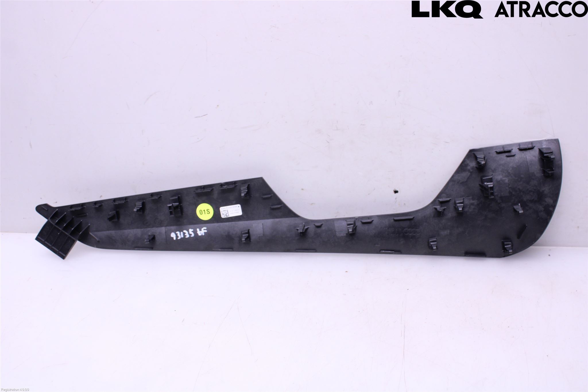 Audi A6 F2/C8 19- Dörr Dekorlist Fram Hö