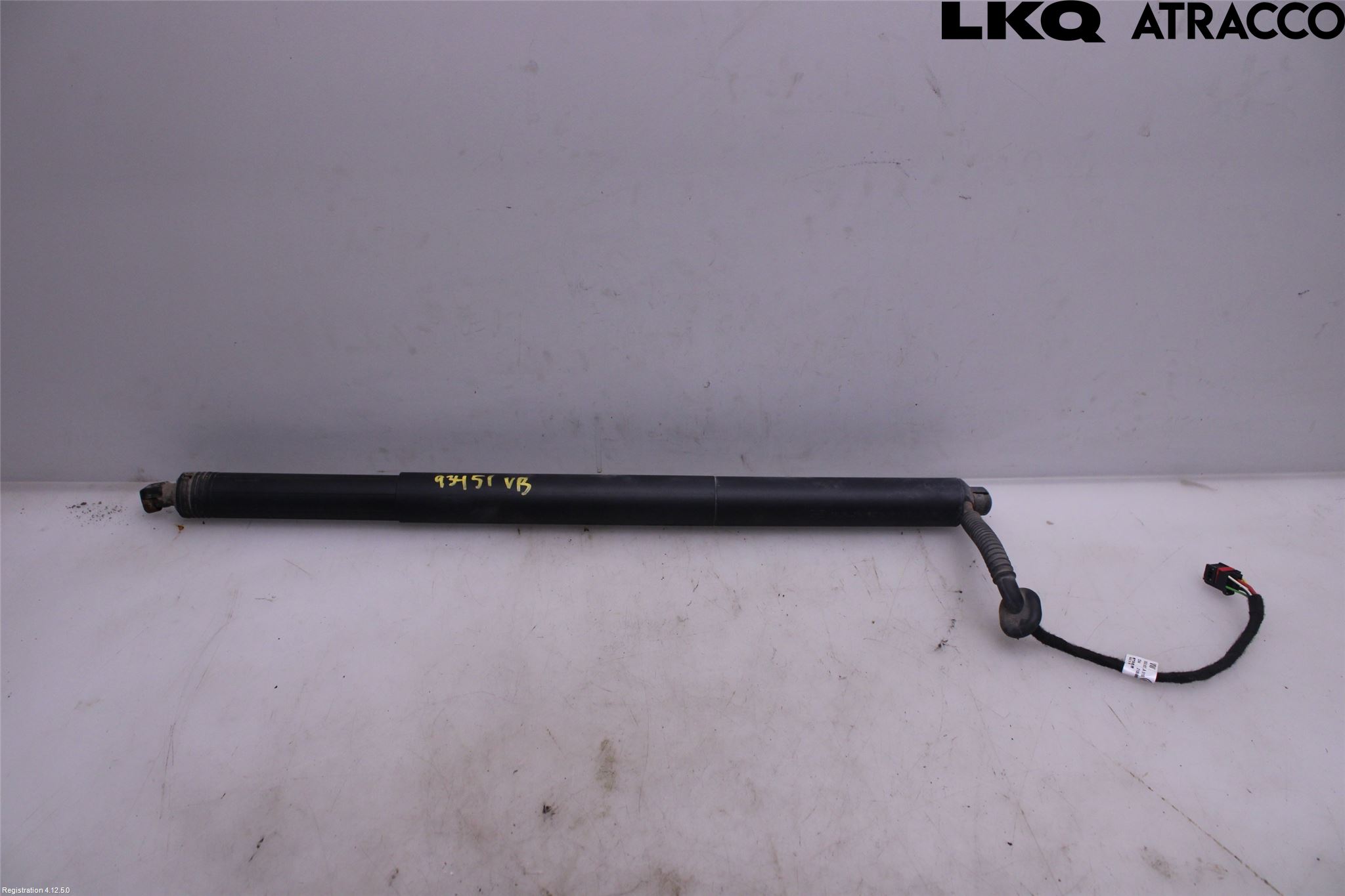 Volkswagen VW PASSAT 15-19 Gasfjäder Baklucka