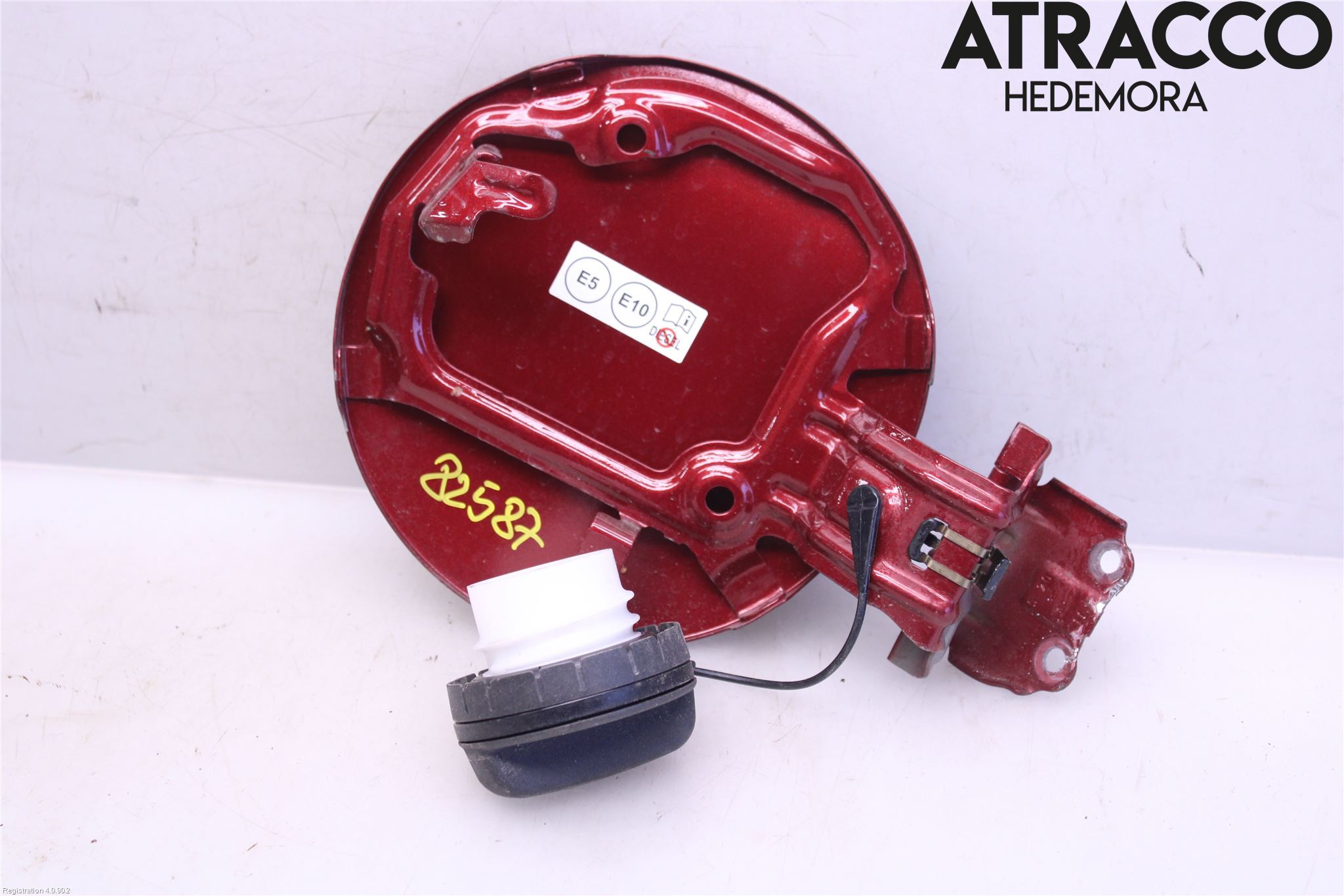 Toyota YARIS XP21 20- Tanklucka
