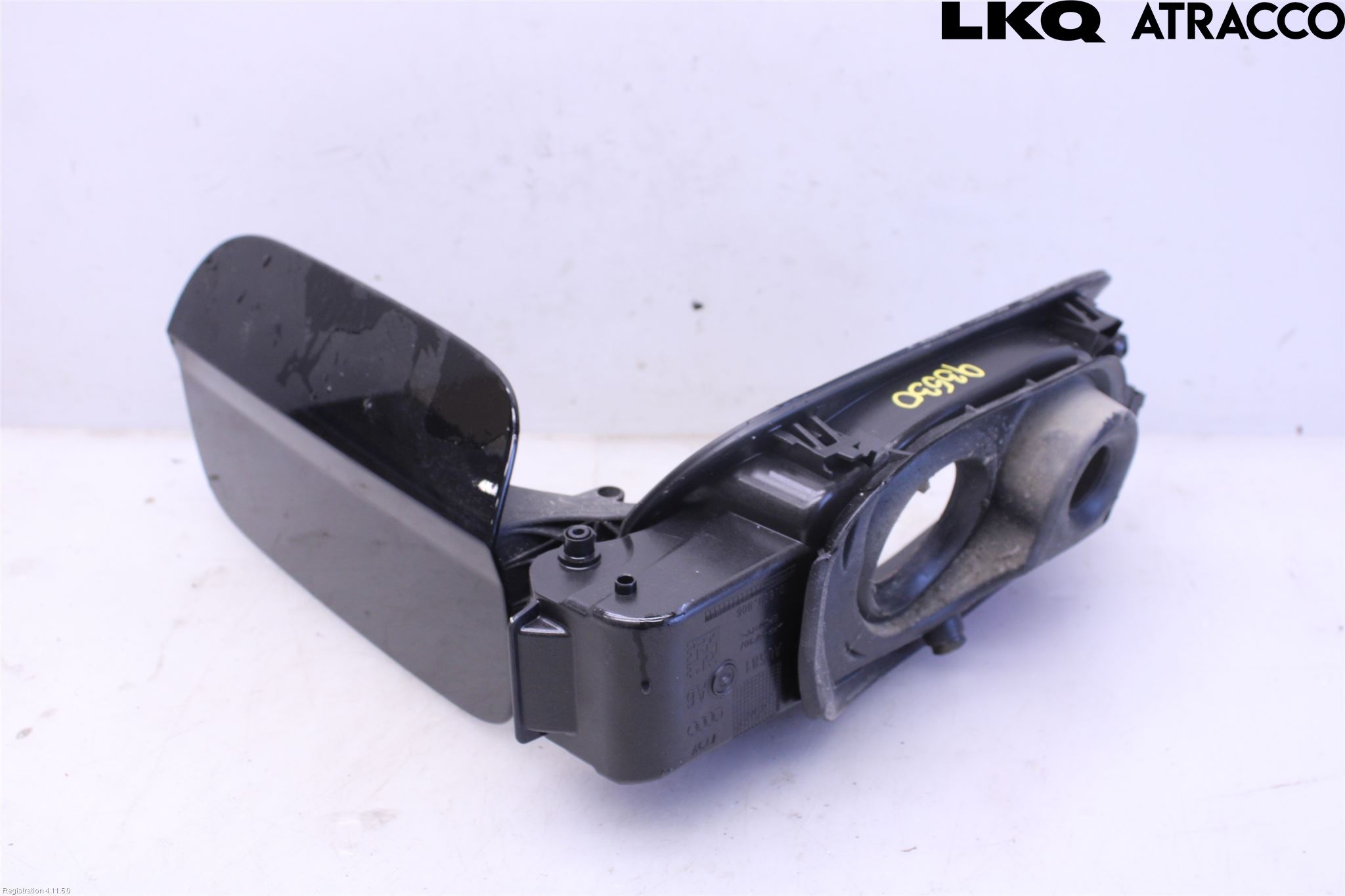 Audi A6 F2/C8 19- Tanklucka