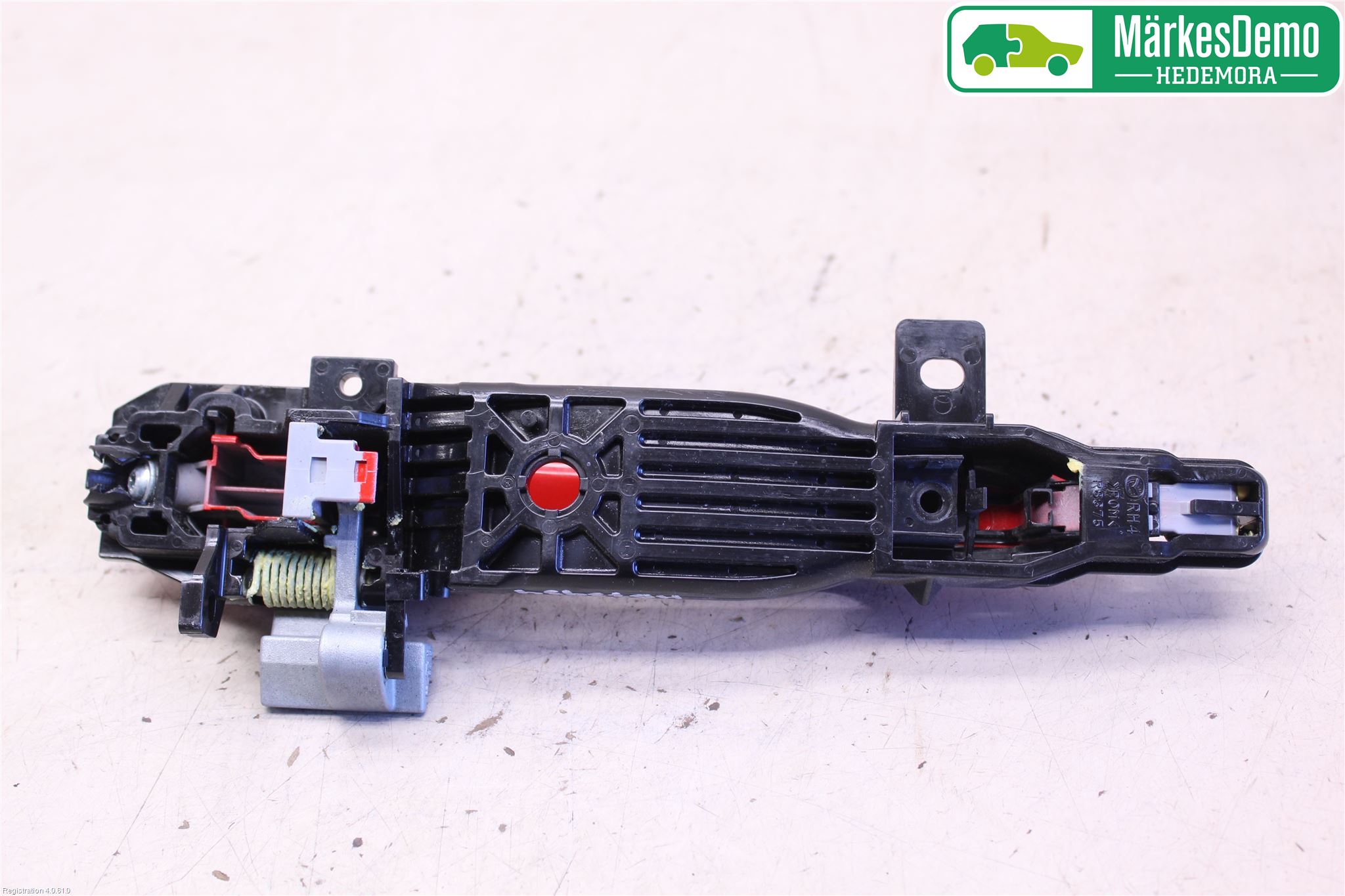 Mazda 2 (DE) 08-15 Dörrhandtag Yttre Hö