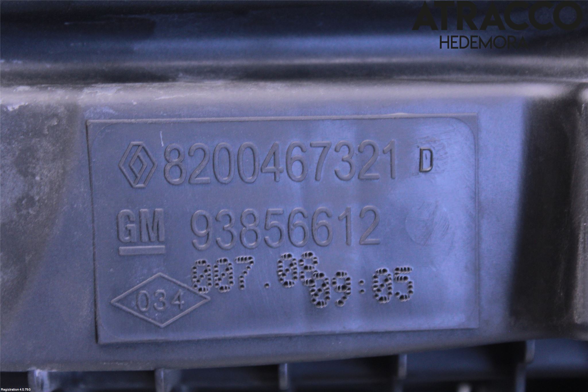 Opel VIVARO 01-14 Luftrenare