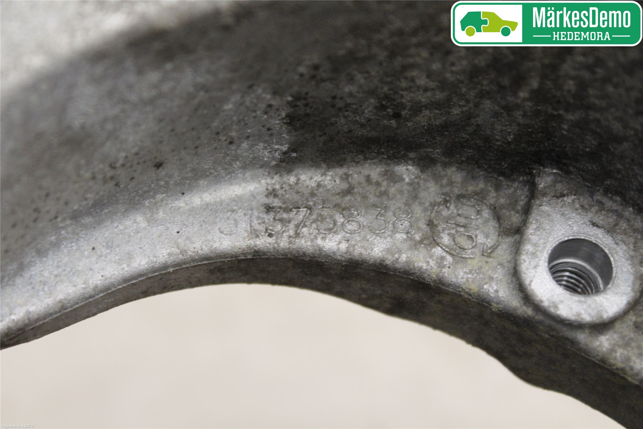 Volvo XC70 14-16 Motorfäste