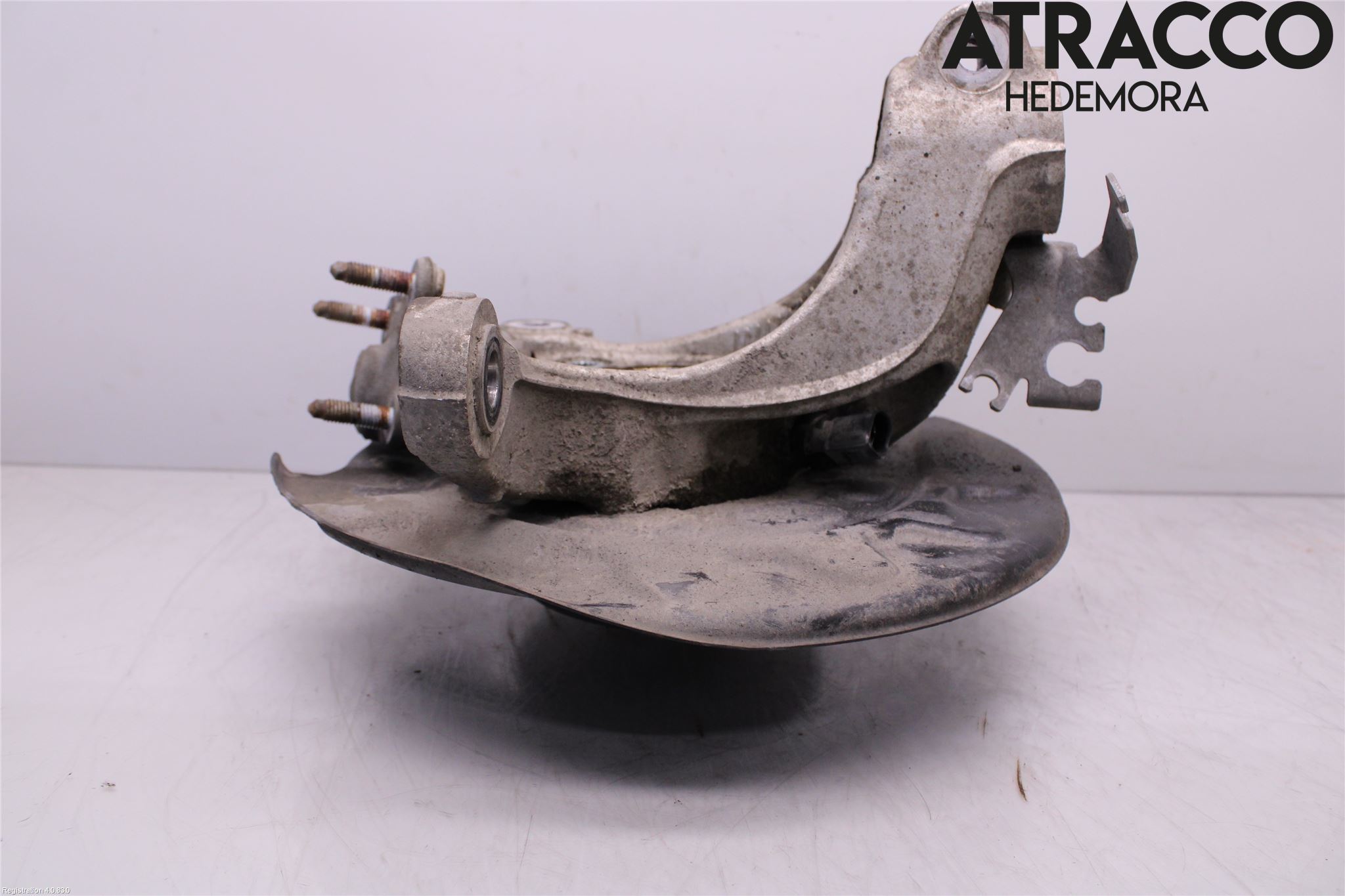 Skoda SUPERB 09-15 Styrspindel Lagerhus Hö